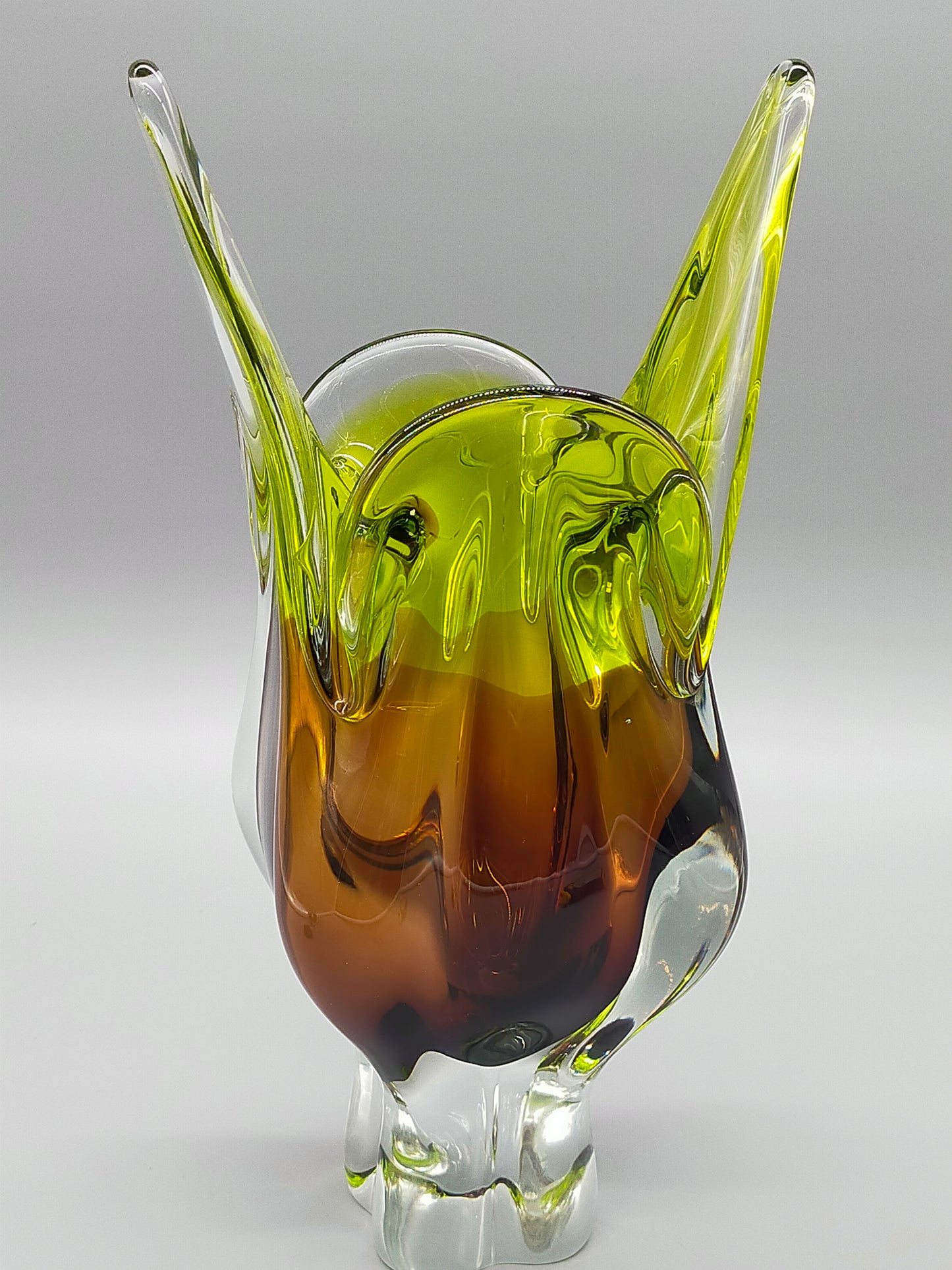 Murano Glas Vase Elegantes Sommerso Design in Grün und Braun