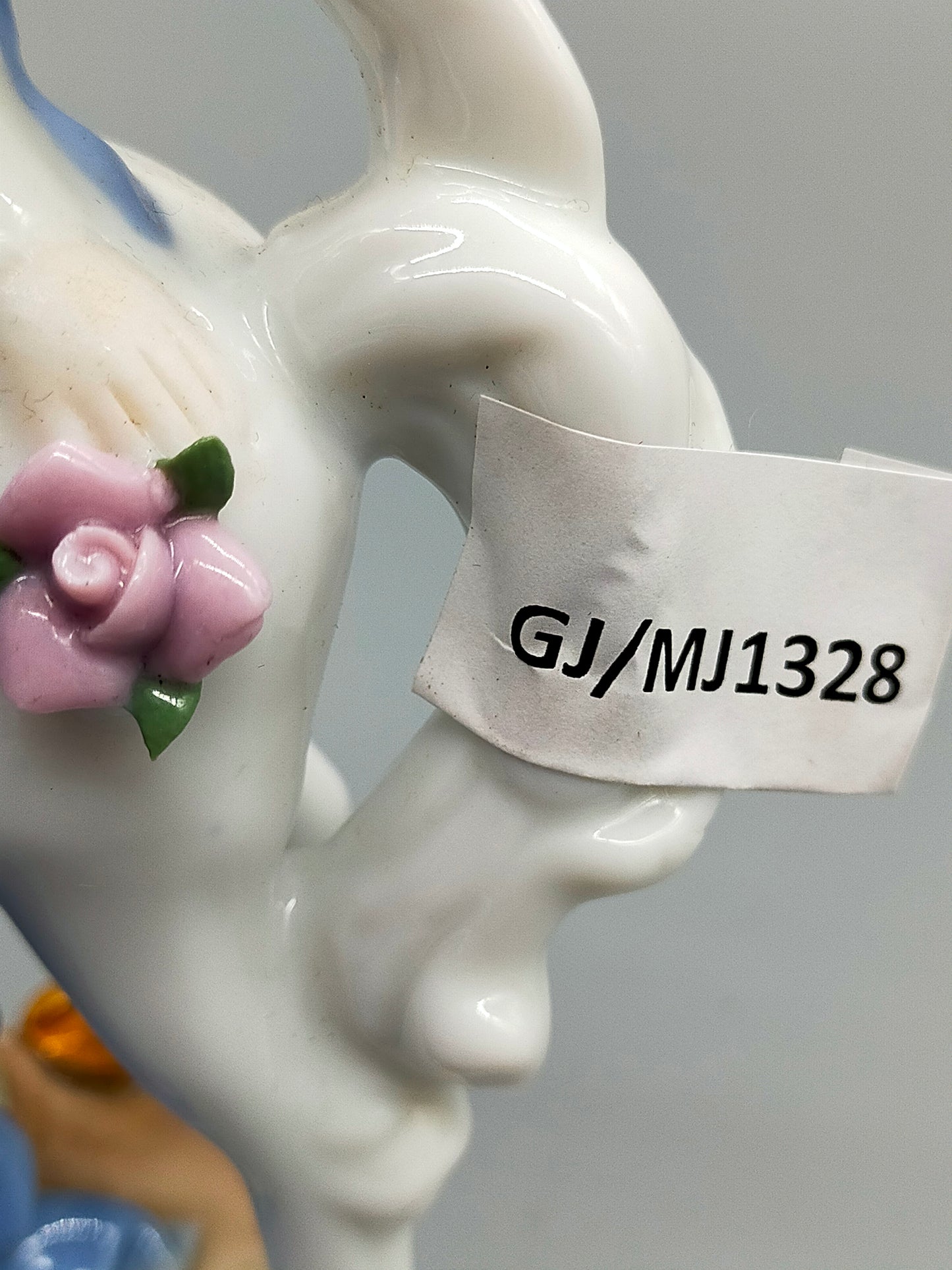 Edle PMI Porzellan Figur – Elegante Reiterin auf weißem Pferd