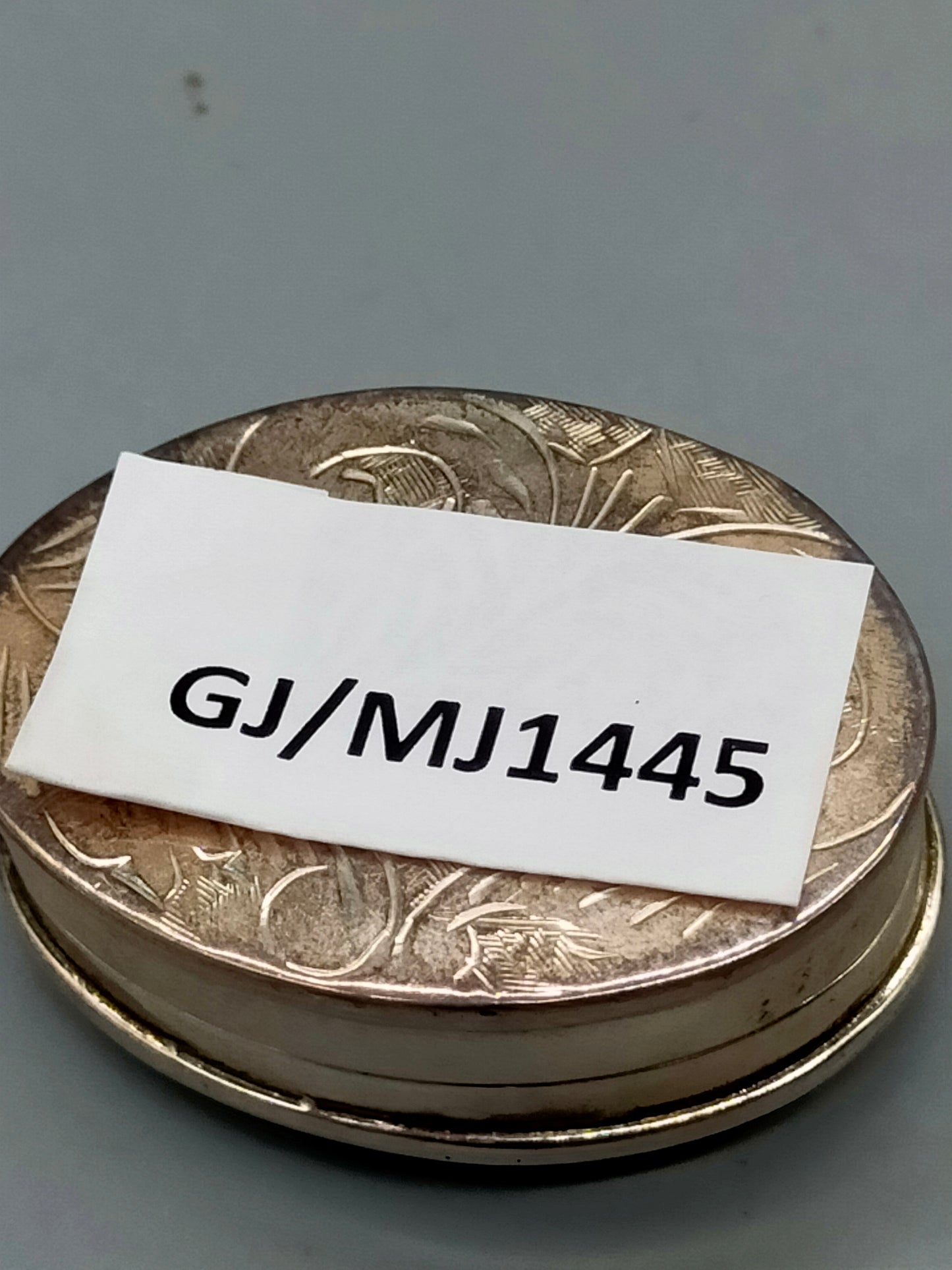Elegante Pillendose aus 925 Silber mit Gravur Ovale Dose