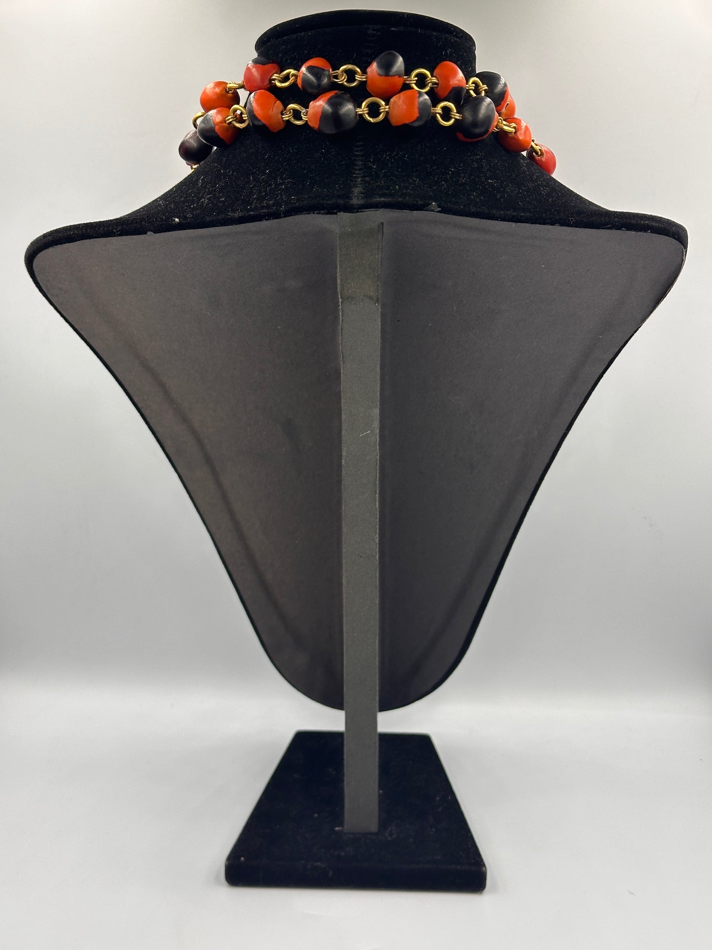 Vintage Perlen/Nugget Halskette in Schwarz und Rot mit Goldfarbenen Akzenten