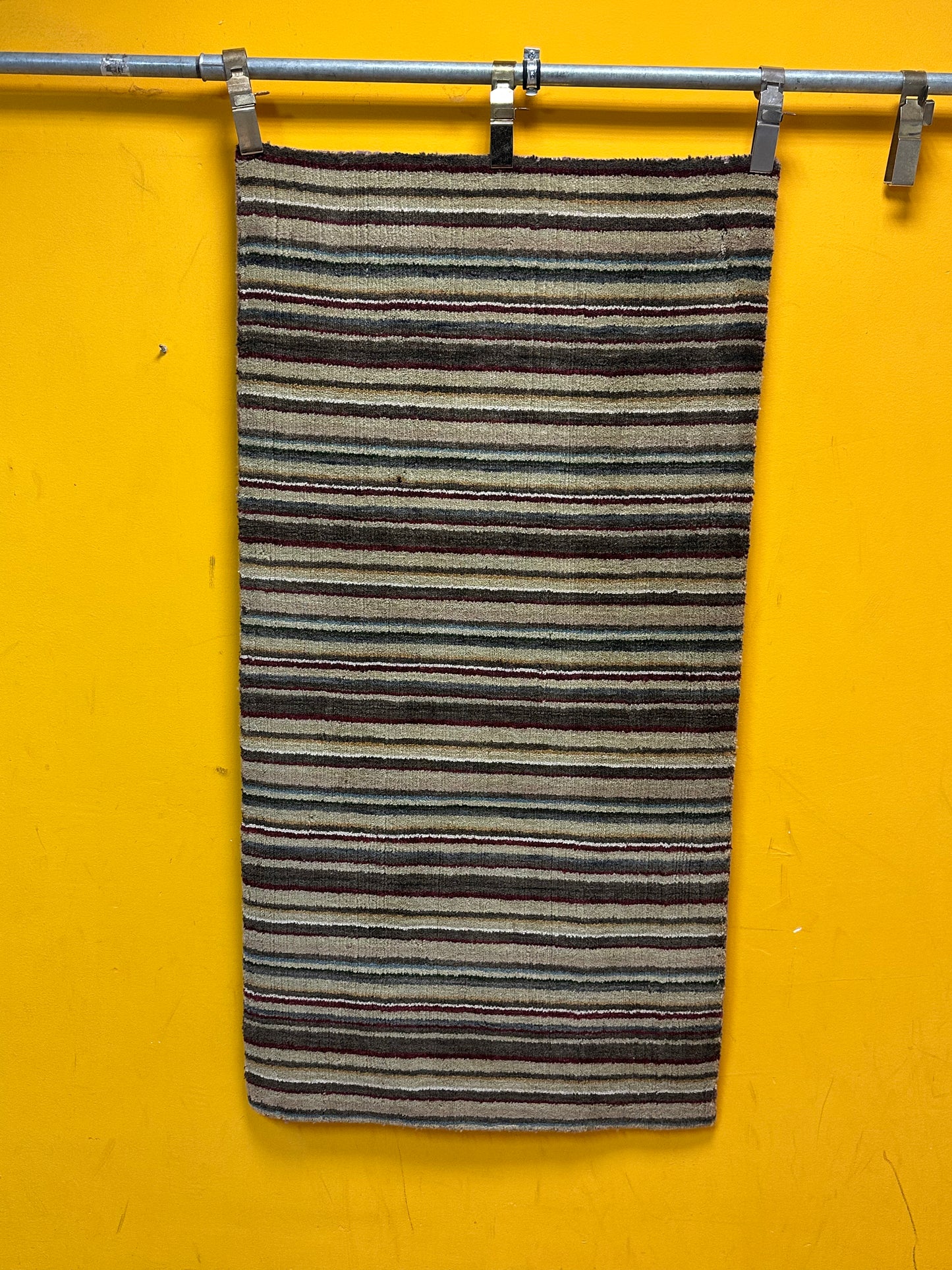 Perser Teppich Gabbeh – Handgeknüpft im modernen Nomadenstil – 142 x 72 cm