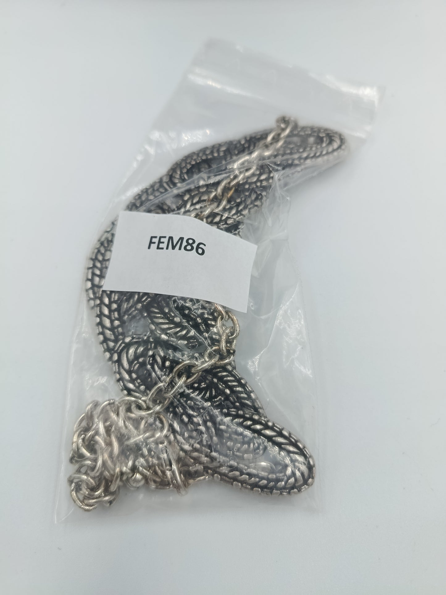 Statement-Kette mit kunstvollem Flecht-Design