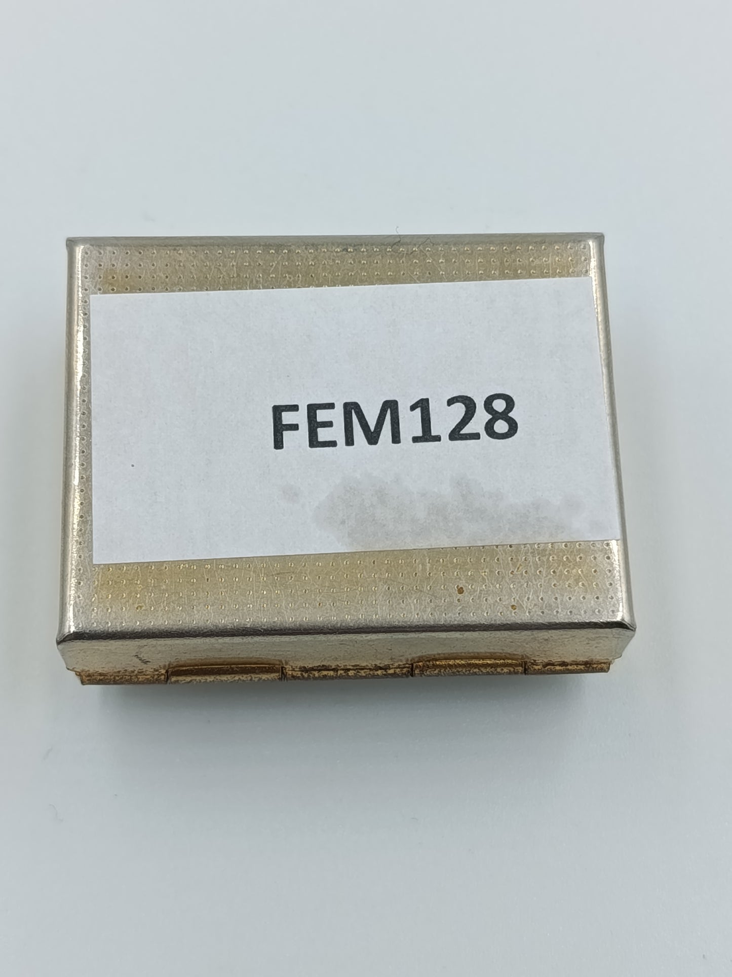 Rechteckige Pillendose mit Rosendekor