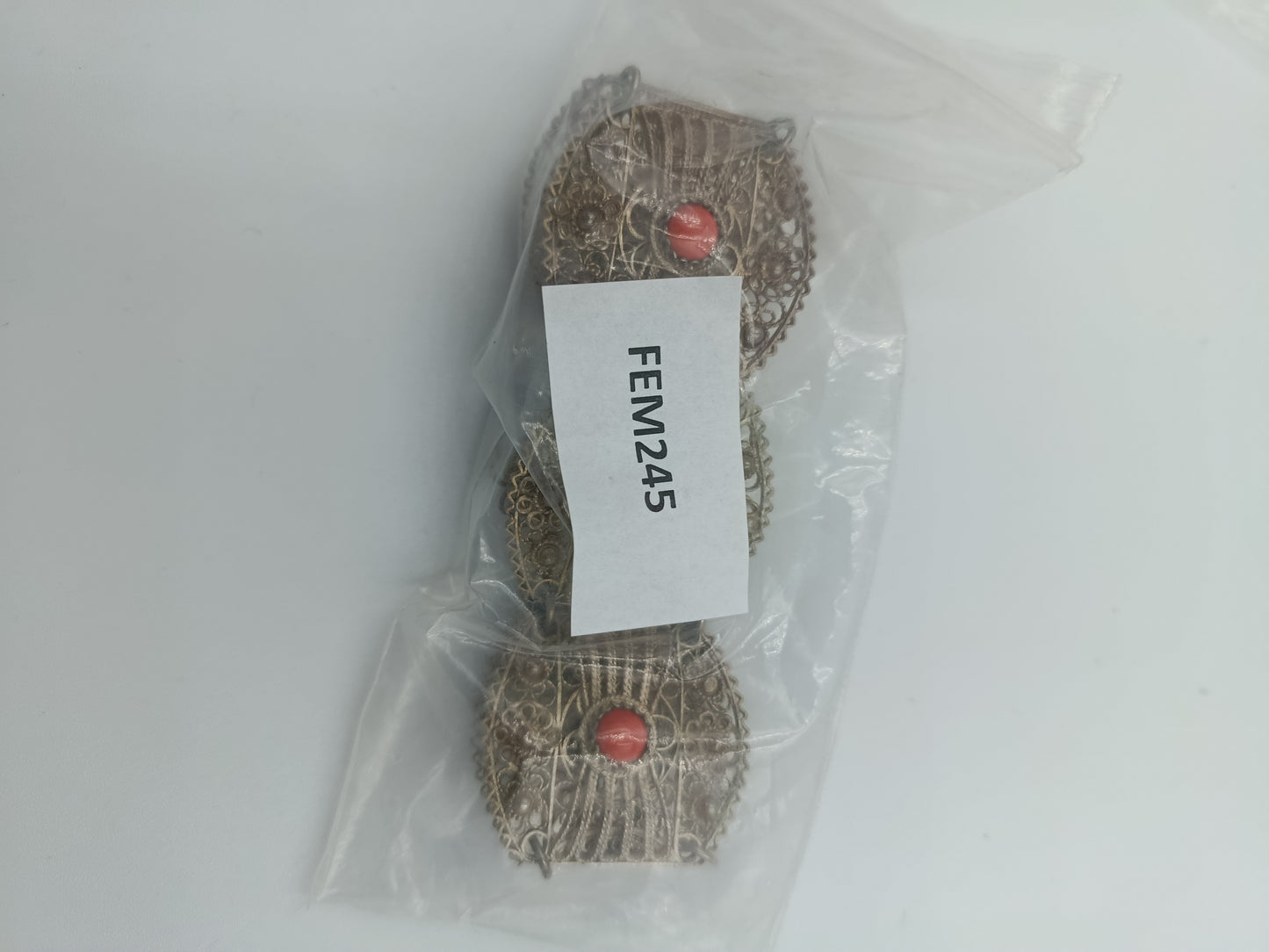 Antikes Silberarmband mit Koralle