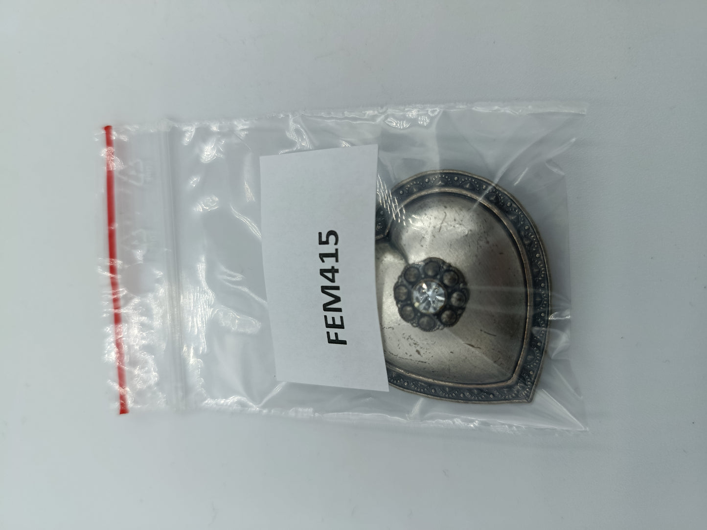 Herz-Anhänger im Antik-Stil mit Zierstein