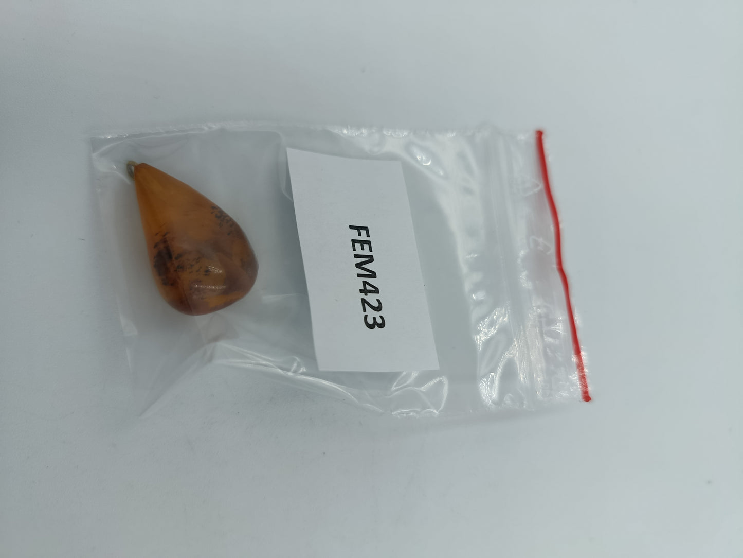 Anhänger aus Naturbernstein