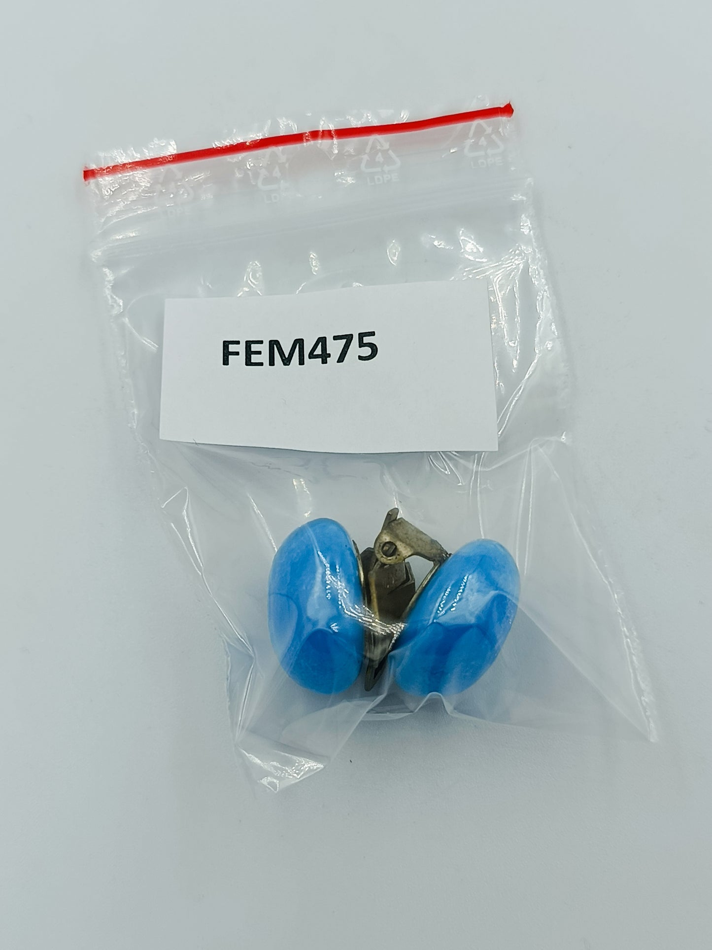 Vintage Ohrclips mit blauen Cabochons