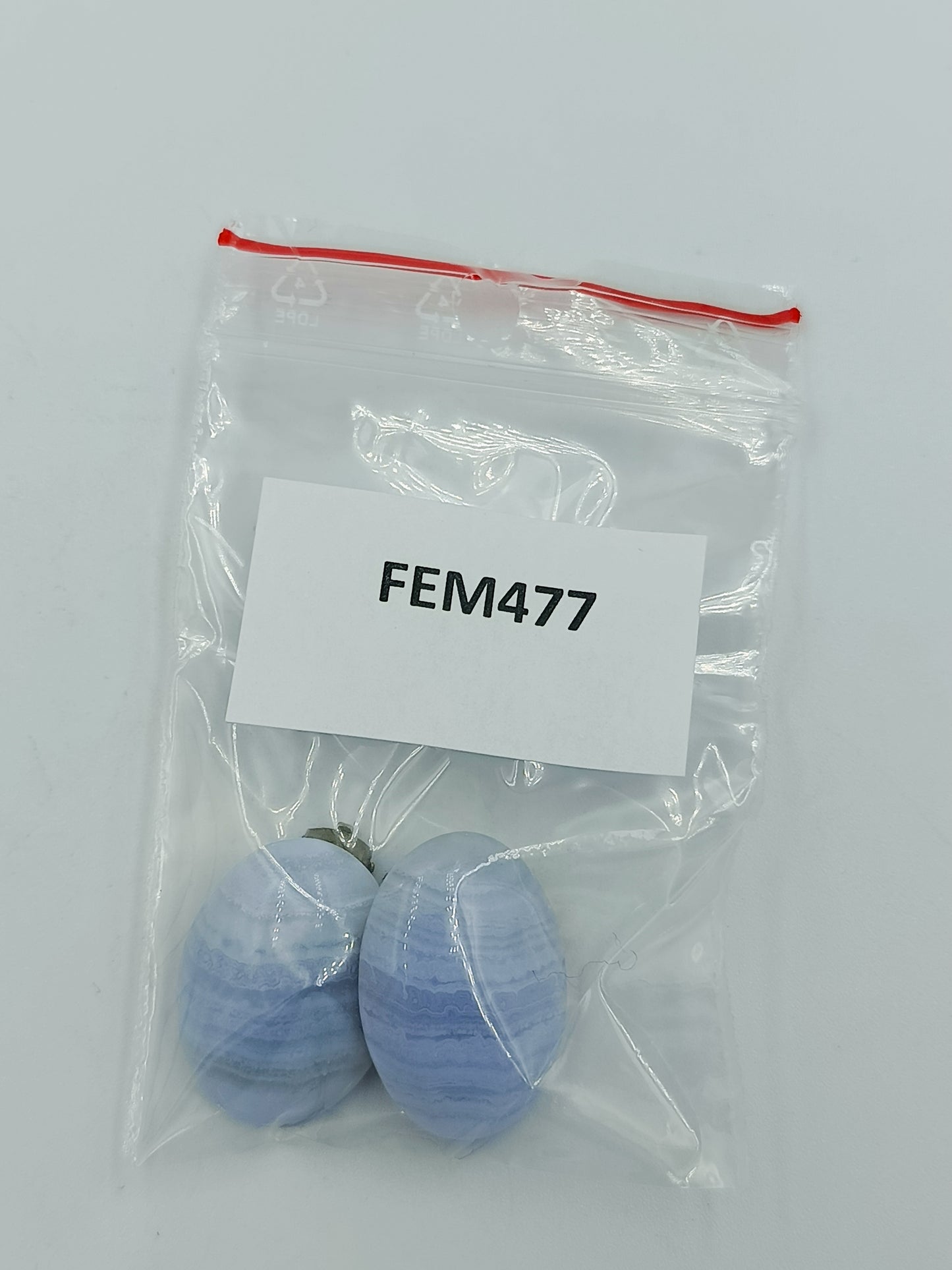 Vintage Ohrclips mit blauem Chalcedon (Achat-Optik)