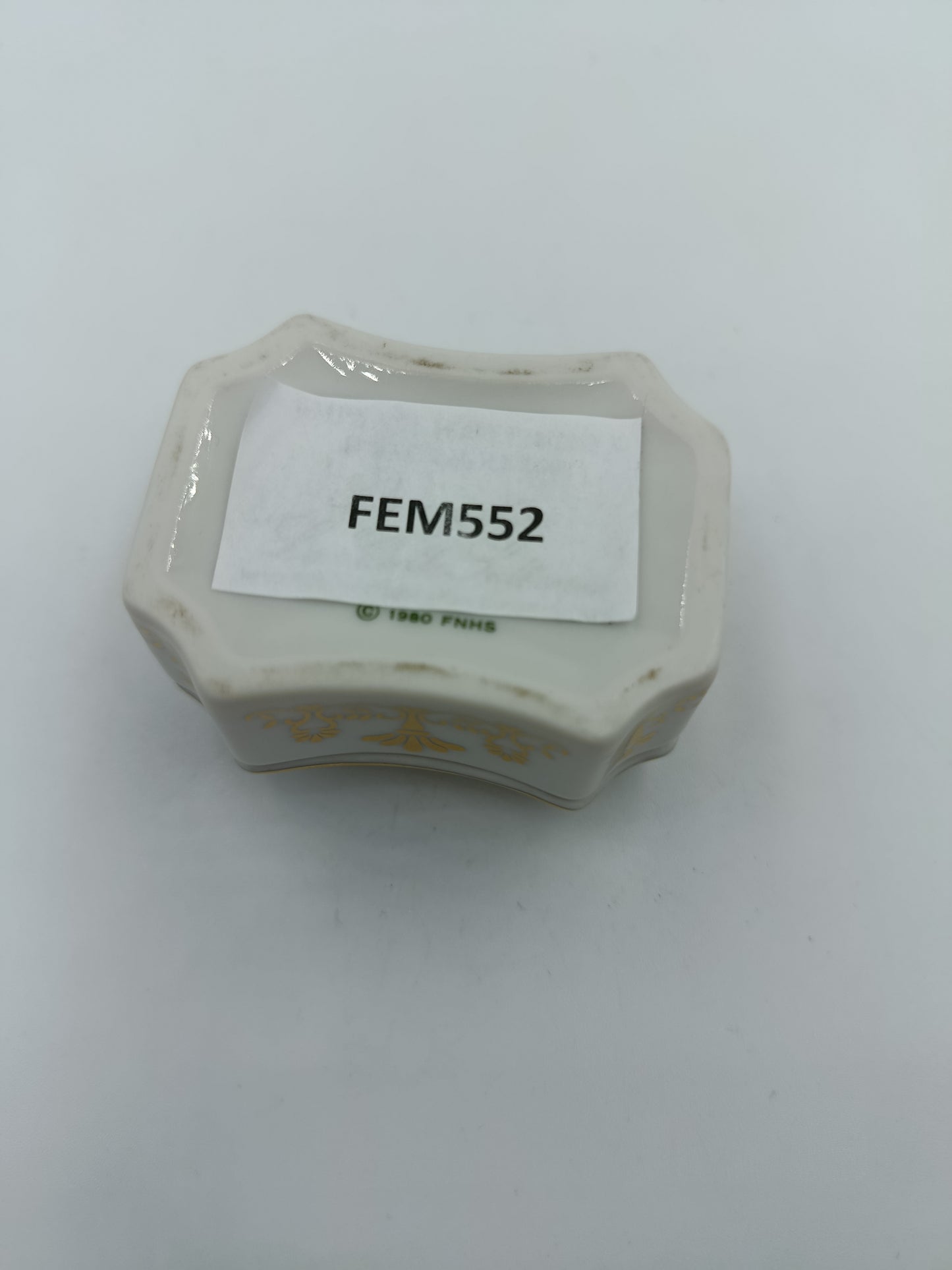 Porzellanschatulle aus Empress Josephine’s Rose Garden