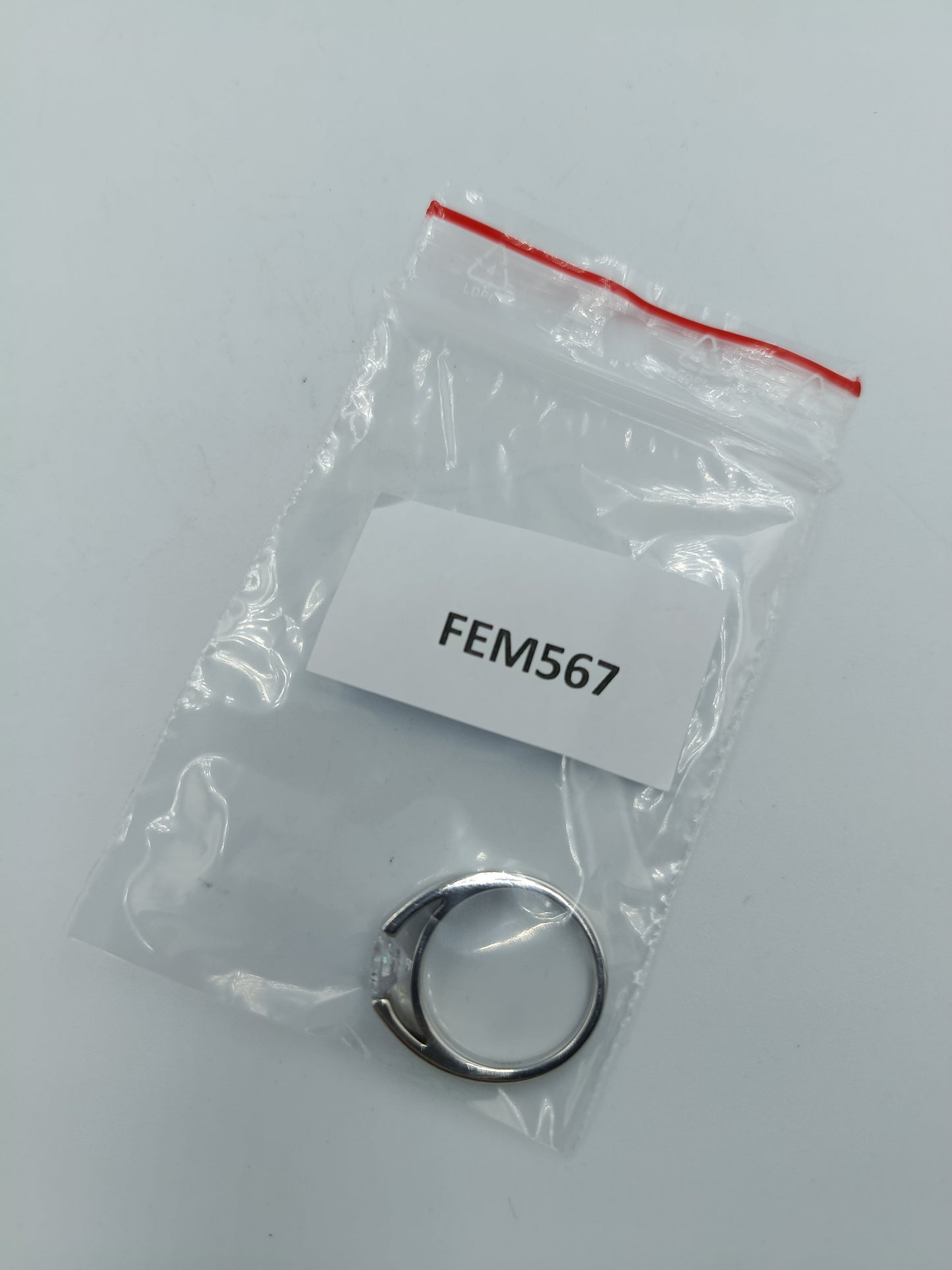 Moderner 925 Silberring mit großem Zirkonia