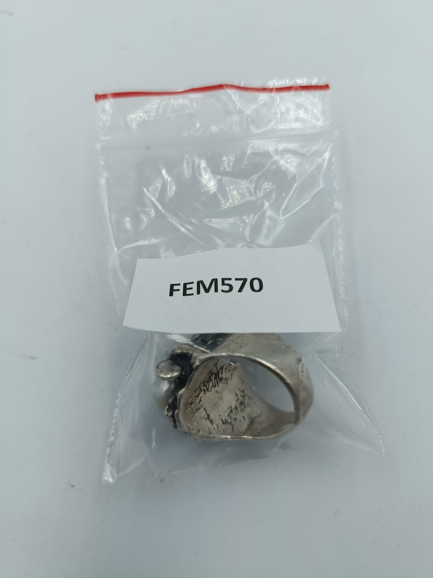 Künstlerischer 835 Silberring mit Zuchtperle