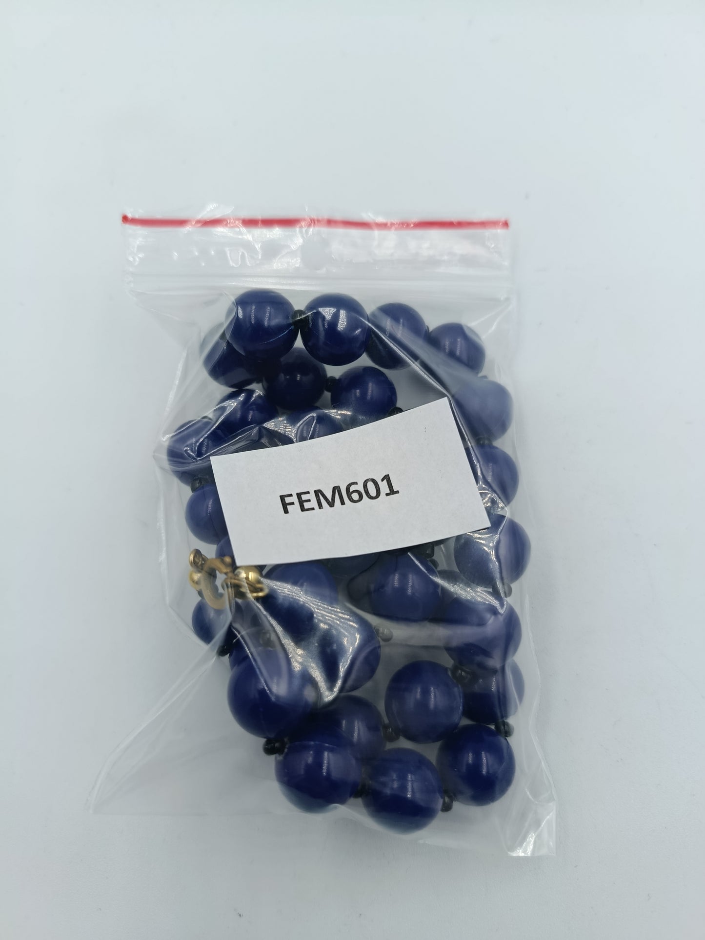 Halskette mit blauen Rundperlen