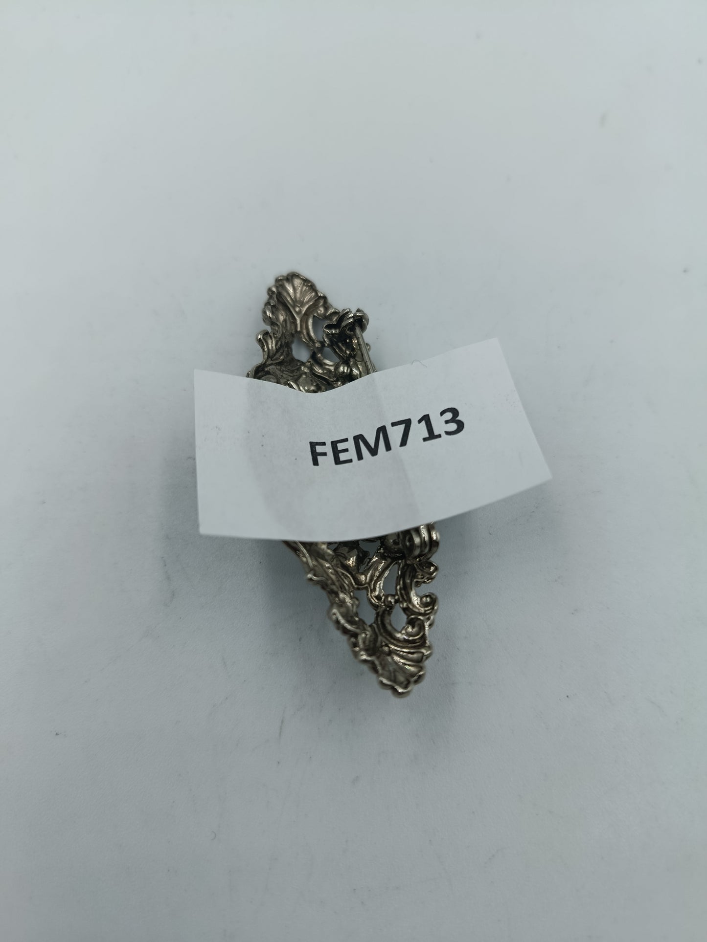 Antike Brosche Versilbert mit Perle Barock Stil