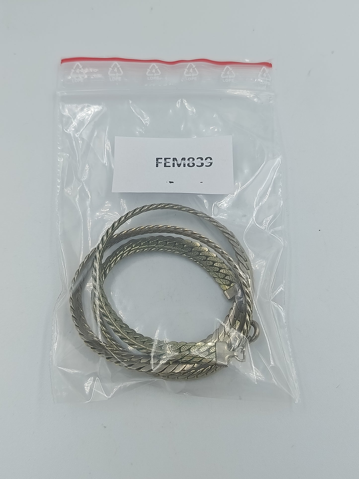 Vergoldete Halskette im Schlangen Design mit Strukturmuster