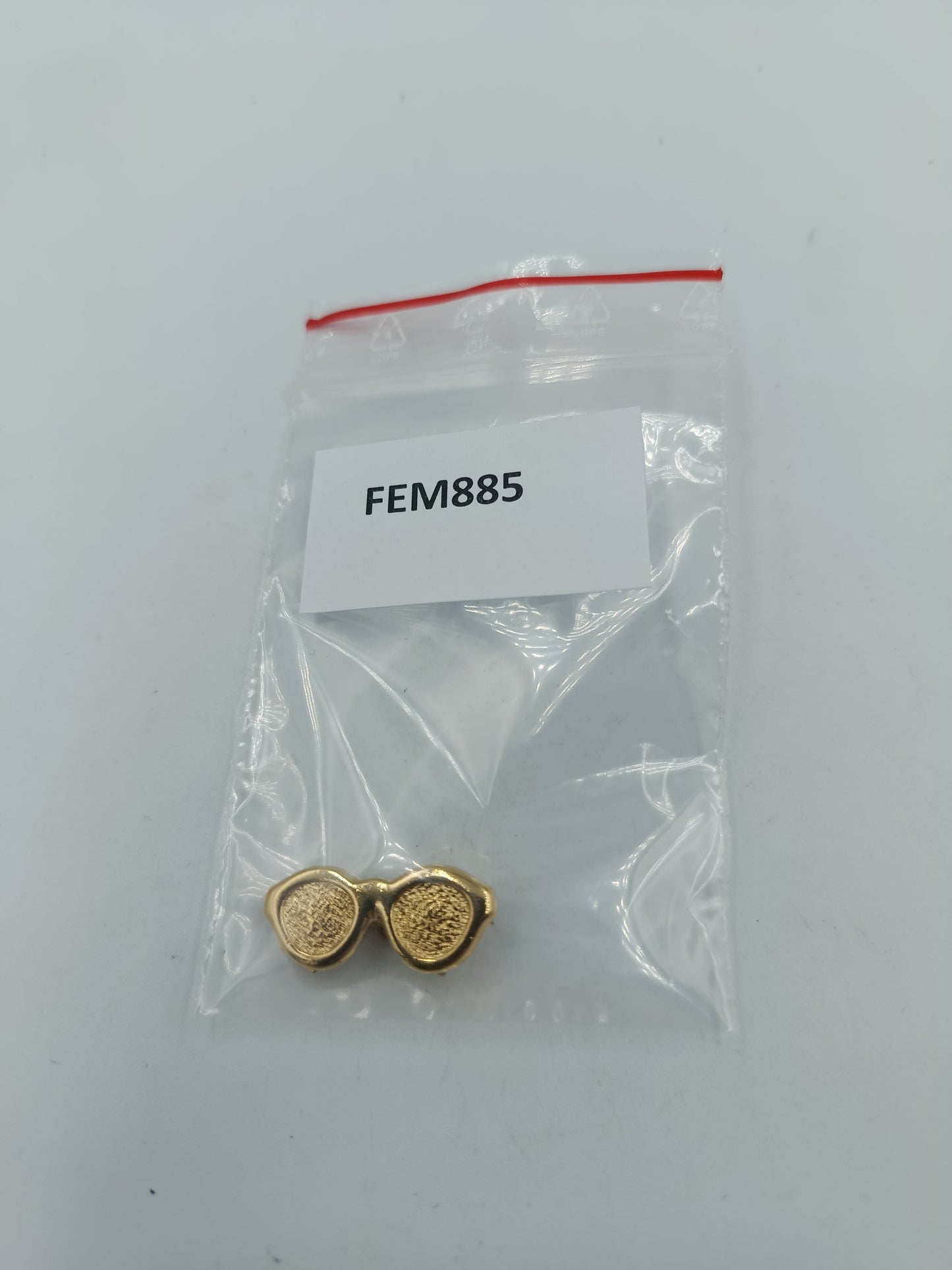 Goldfarbene Brillen Brosche mit Kette Vintage Retro Schmuck