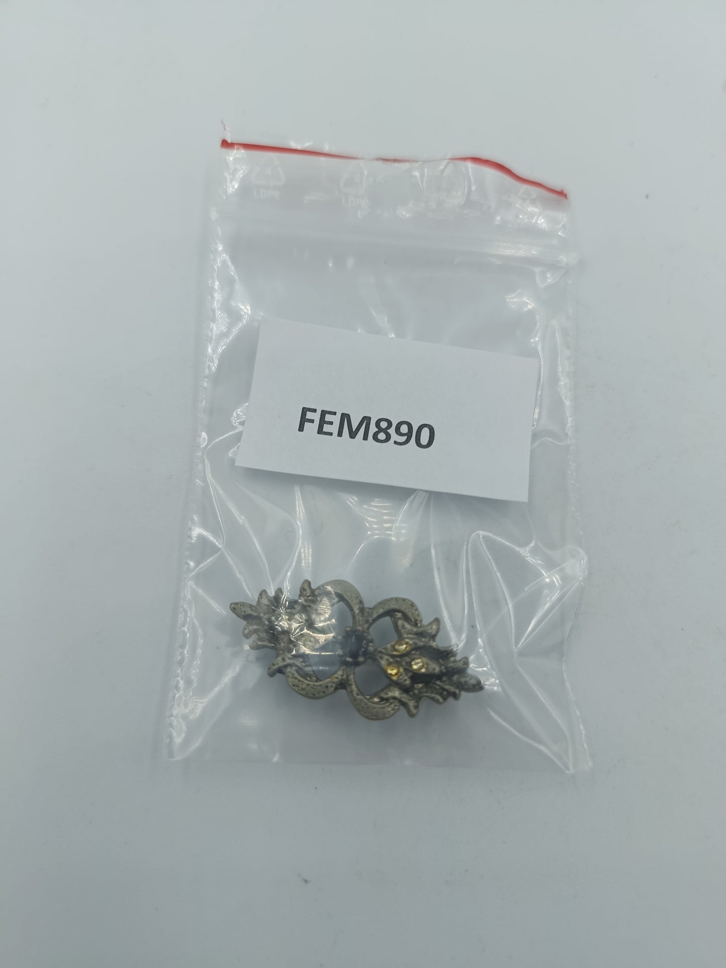 Antikstil Brosche mit gelben Strasssteinen und dunklem Mittelstein