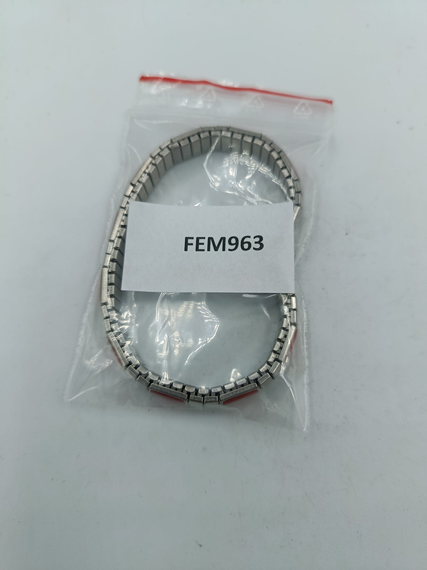 Elastisches Armband Edelstahloptik mit roten Emaille-Elementen