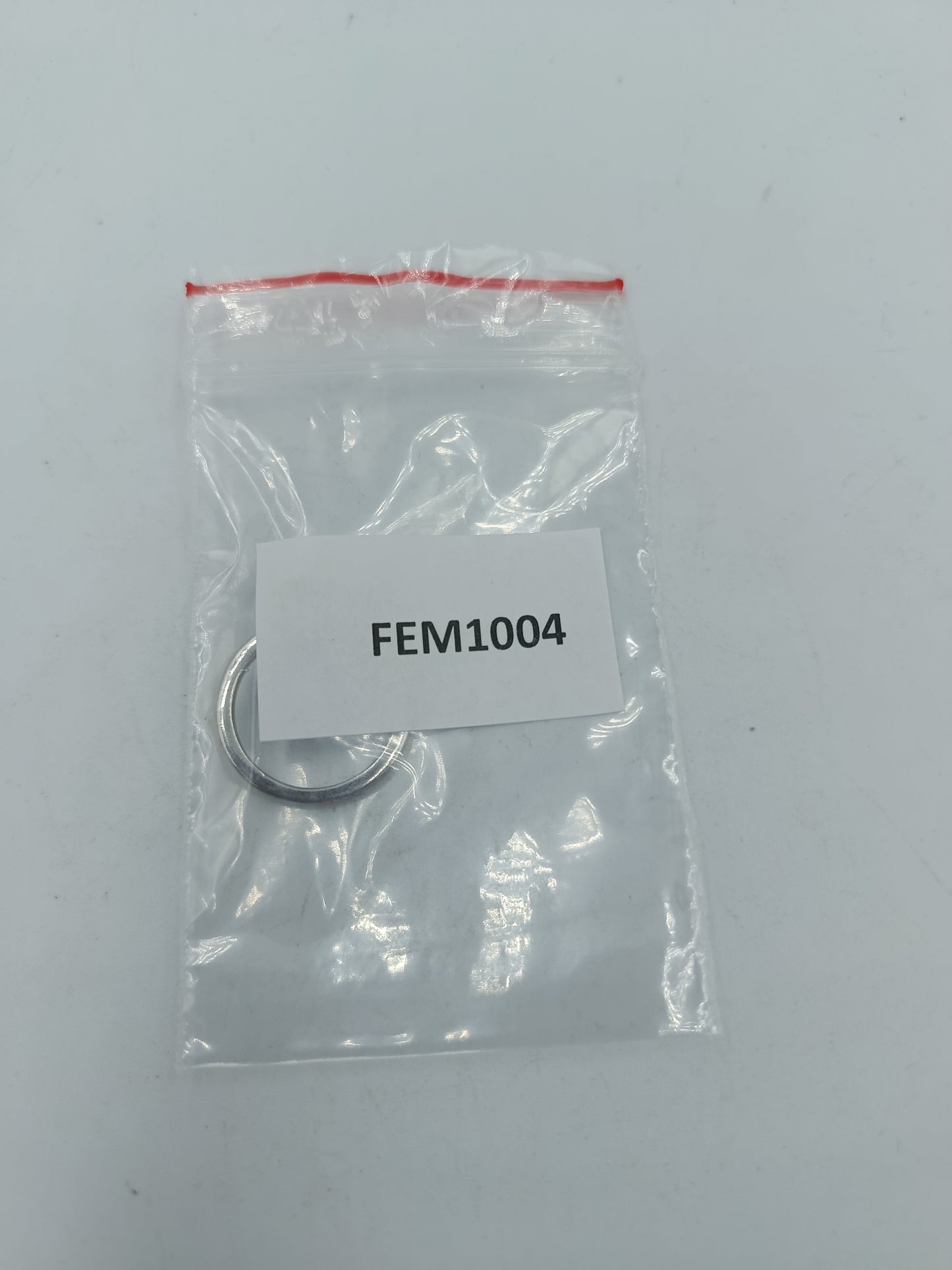 Silberfarbener Ring mit großem klarem Stein schlicht elegant Schmuck