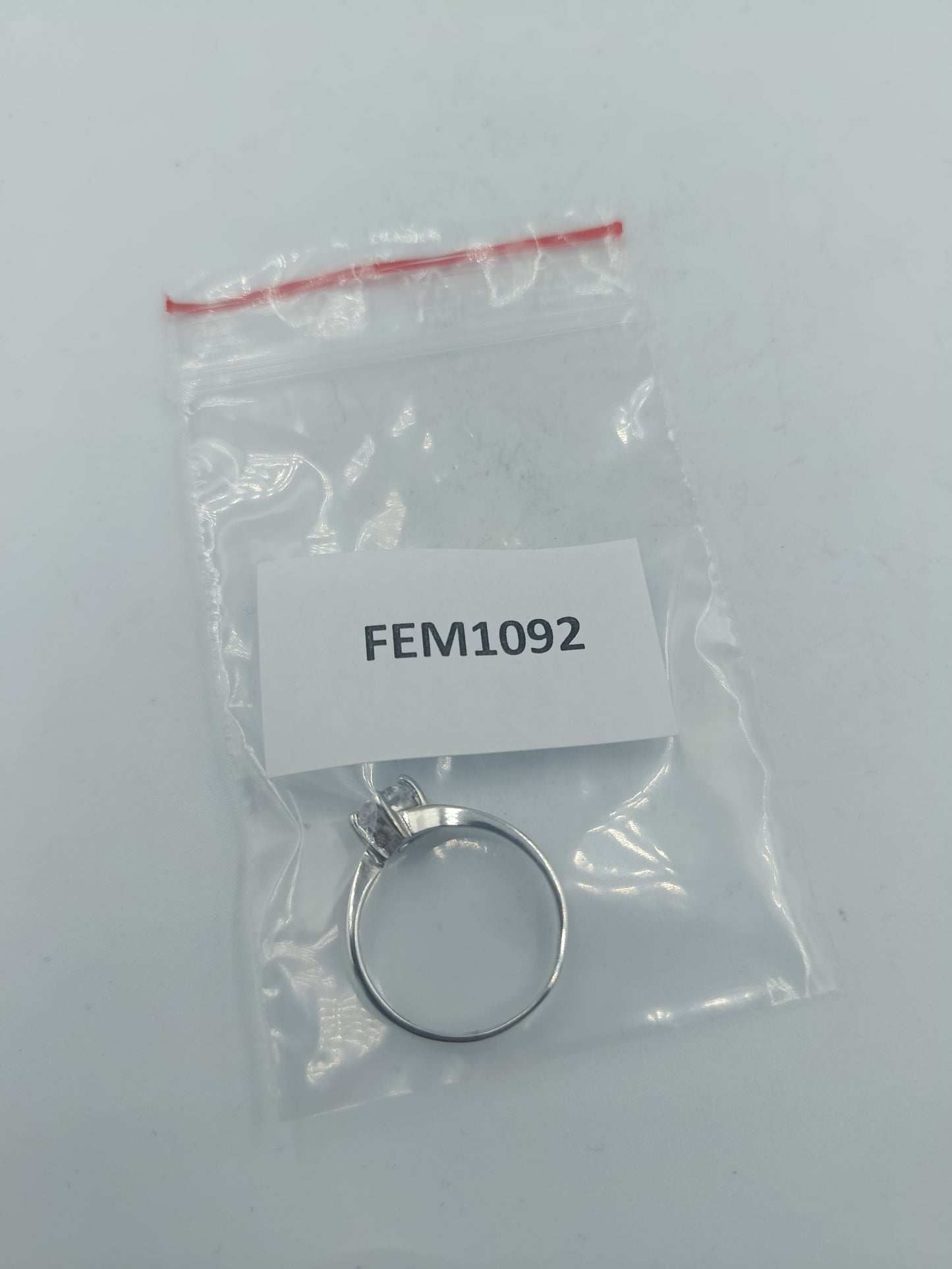 925 Silber Ring mit klarem Stein Größe 54 klassischer Look