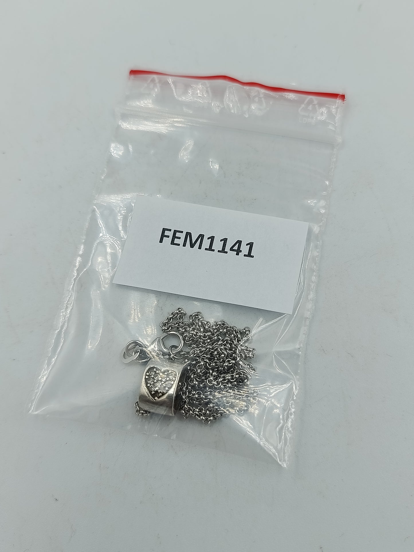 925 Silberkette mit Herzanhänger Zirkonia Funkelndes Herzdesign