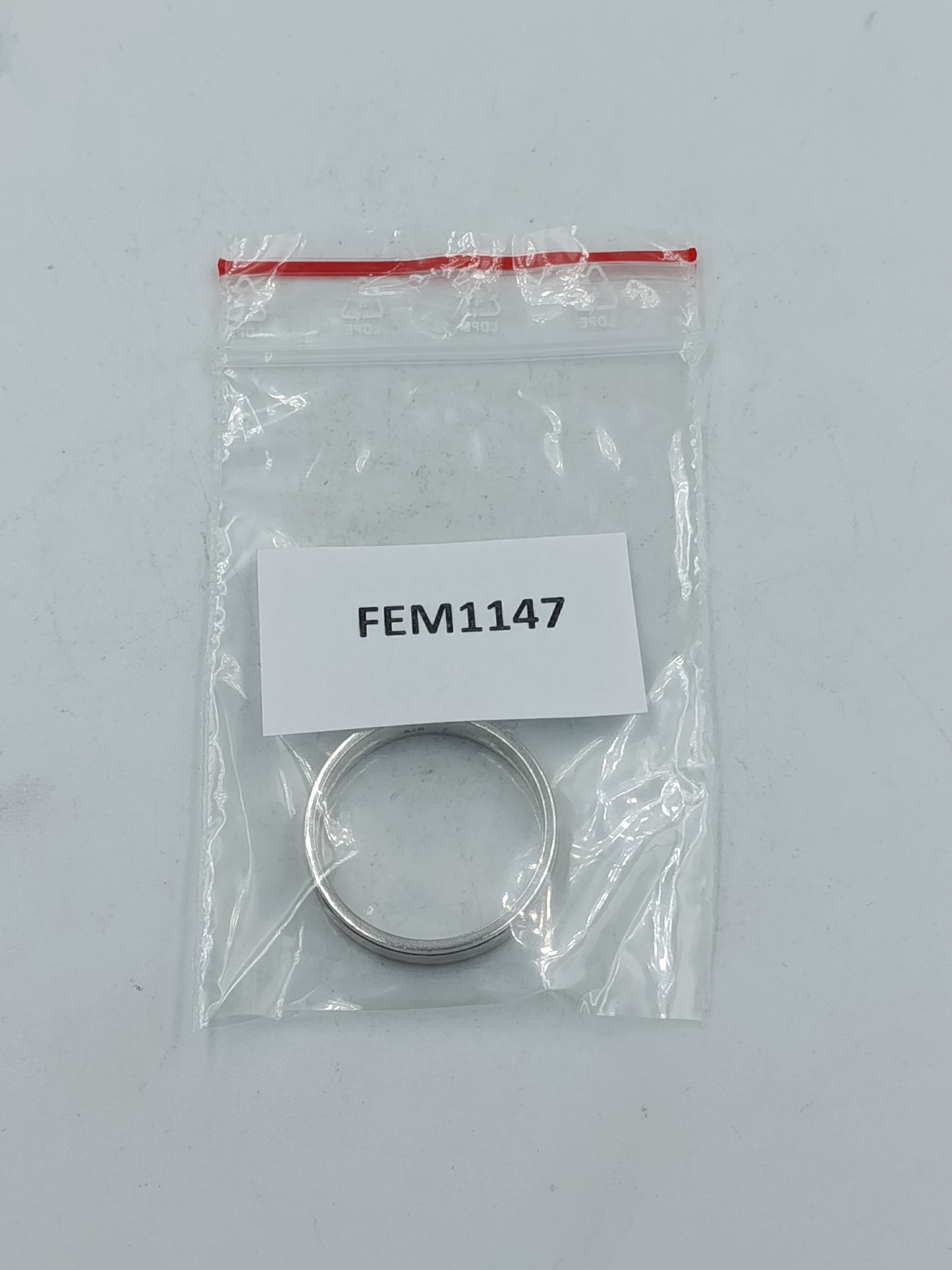 Schlichter zeitloser Bandring aus 925er Sterlingsilber Gr67