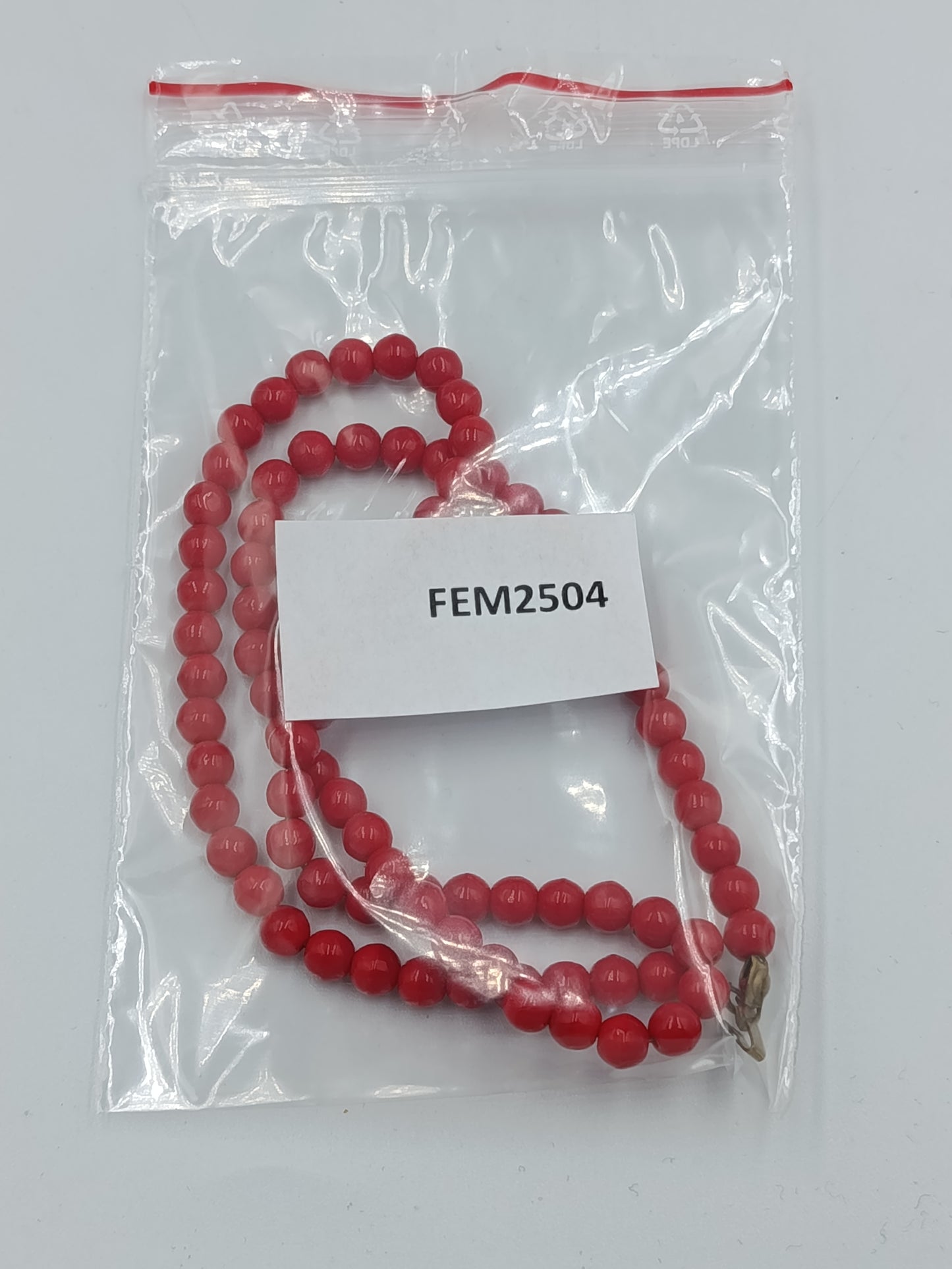 Rote Perlenkette klassisch elegant 42,5 cm Vintage Stil