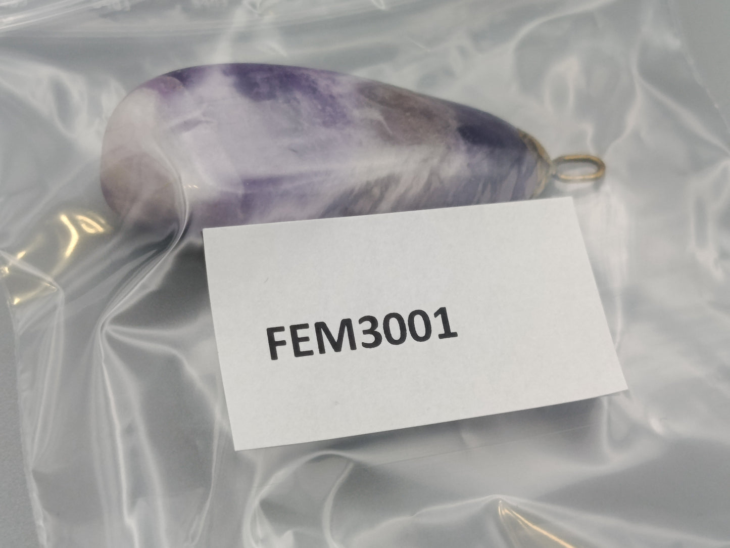 Eleganter Amethyst Edelstein Anhänger Violett