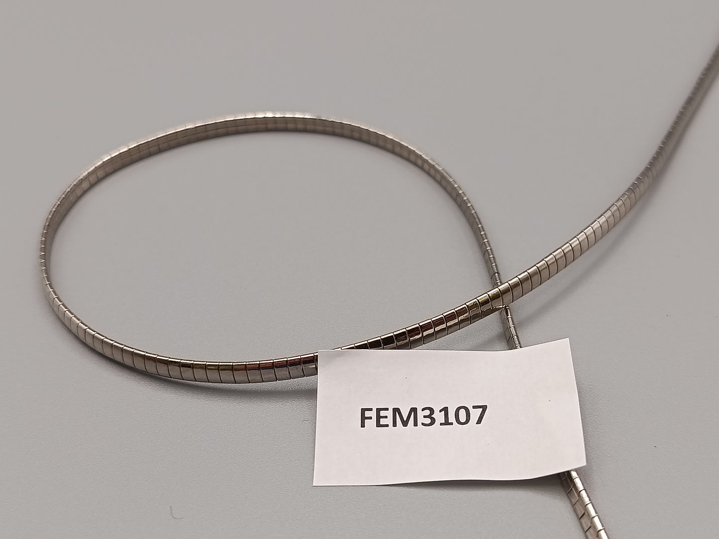 Elegante Damen Kette Design in Silber-Optik