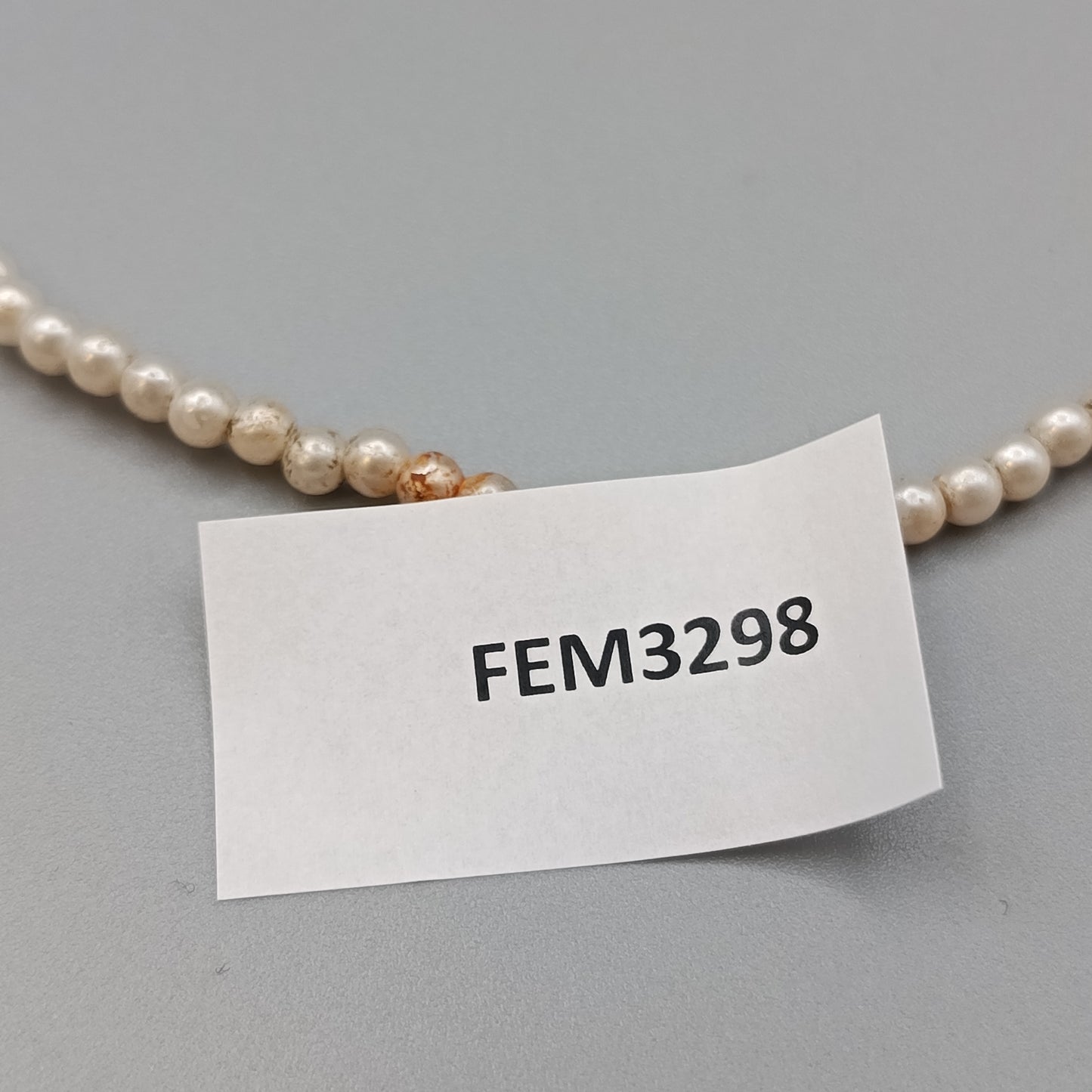 Klassische Perlen Kette in Creme – Vintage Halsschmuck