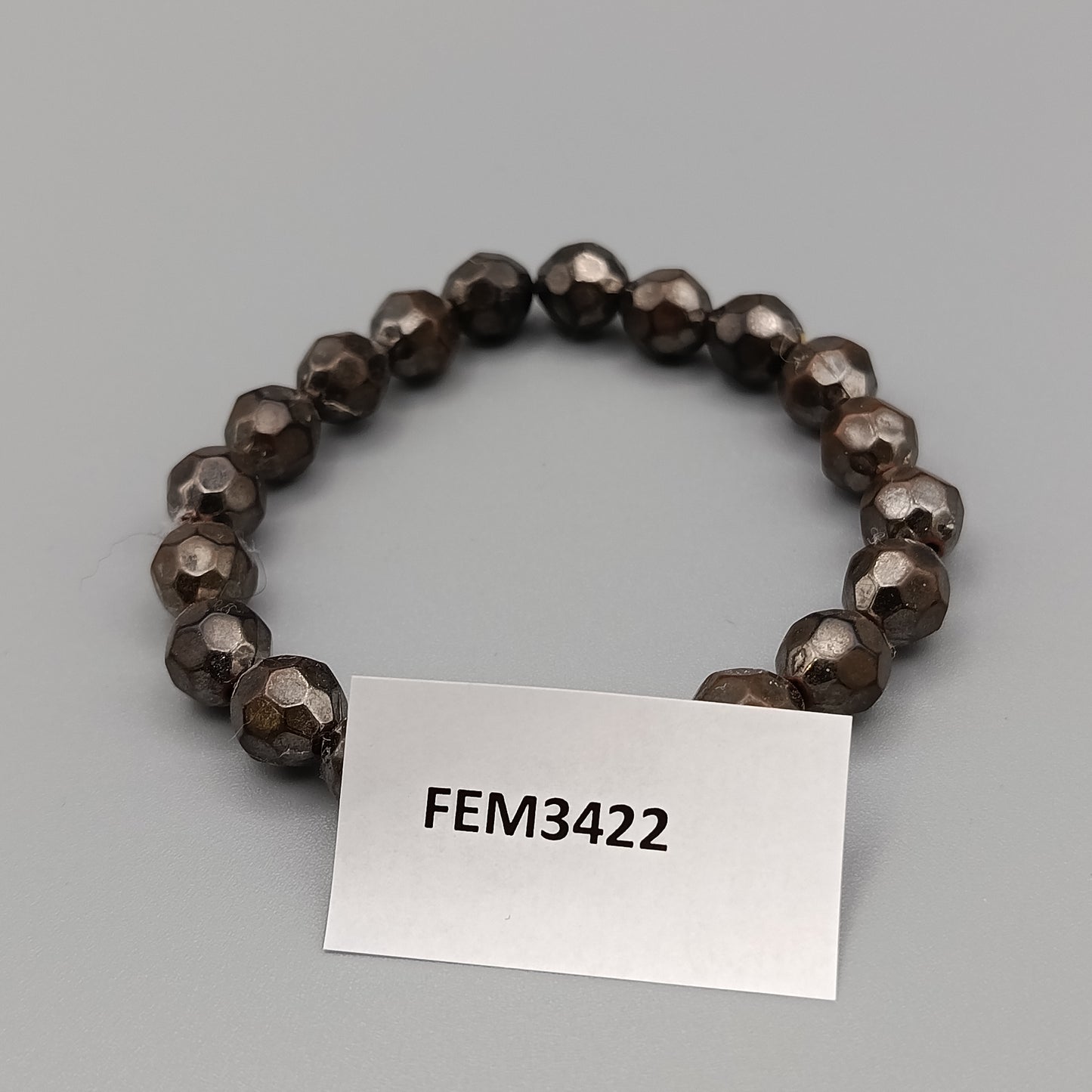 Elegantes Perlenarmband – Stilvolles Design in Metalloptik