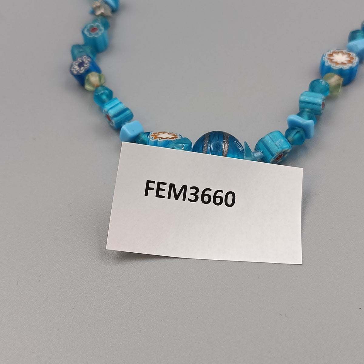 Elegante blaue Millefiori Glaskette – Halsschmuck