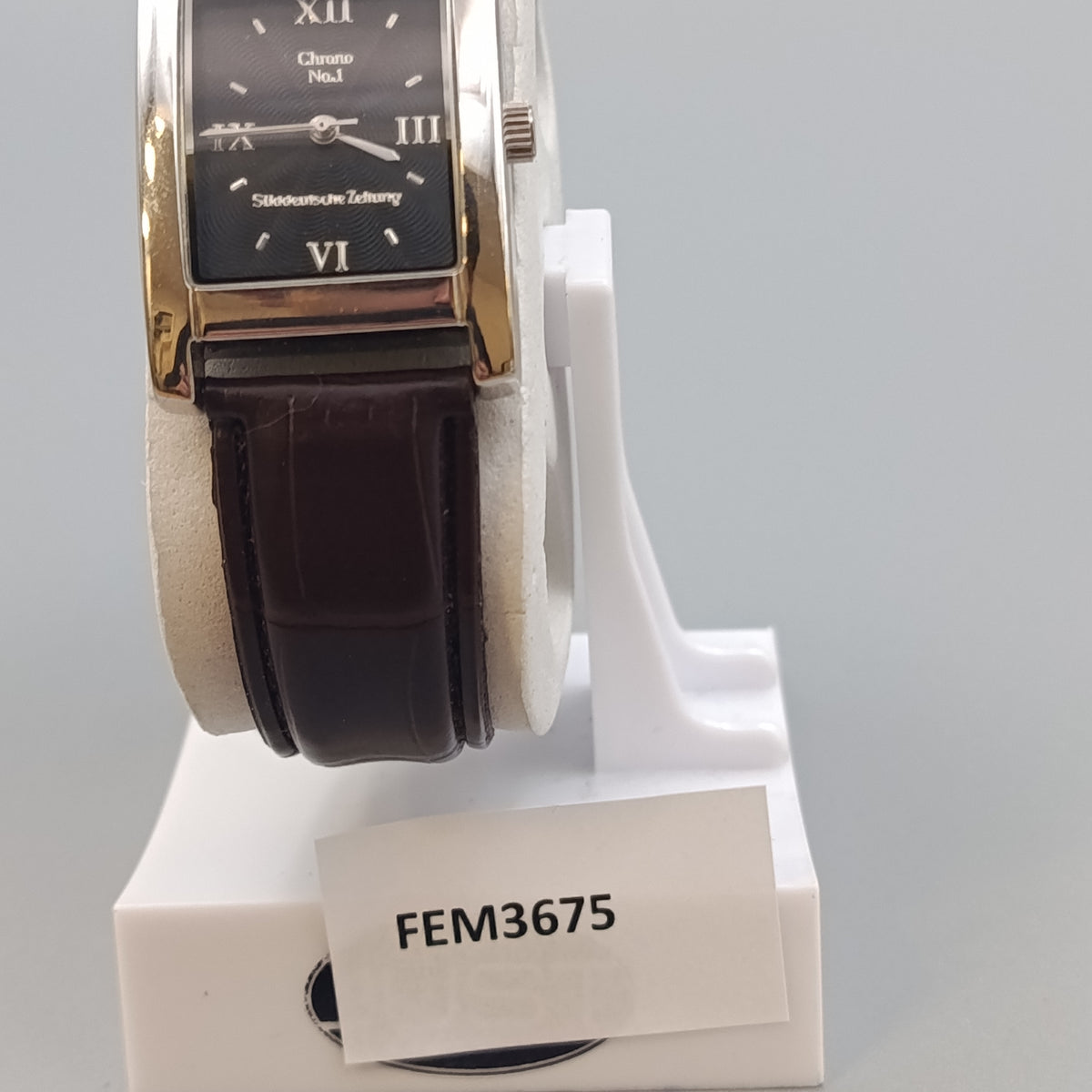 Elegante Chrono No.1 Damen Uhr – Rechteckiges Design