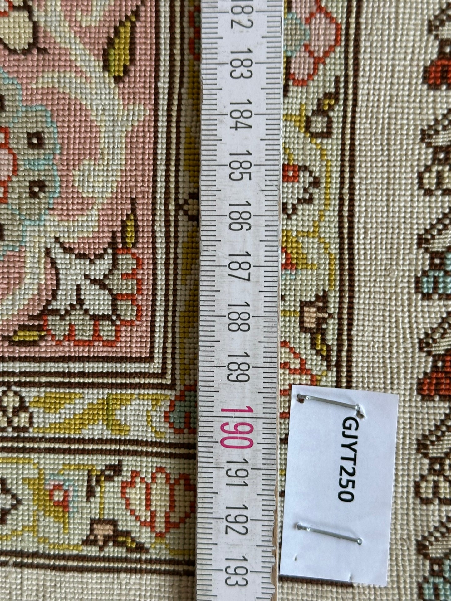 Orientteppich handgeknüpft 100x68 cm Hereke Seide auf Seide
