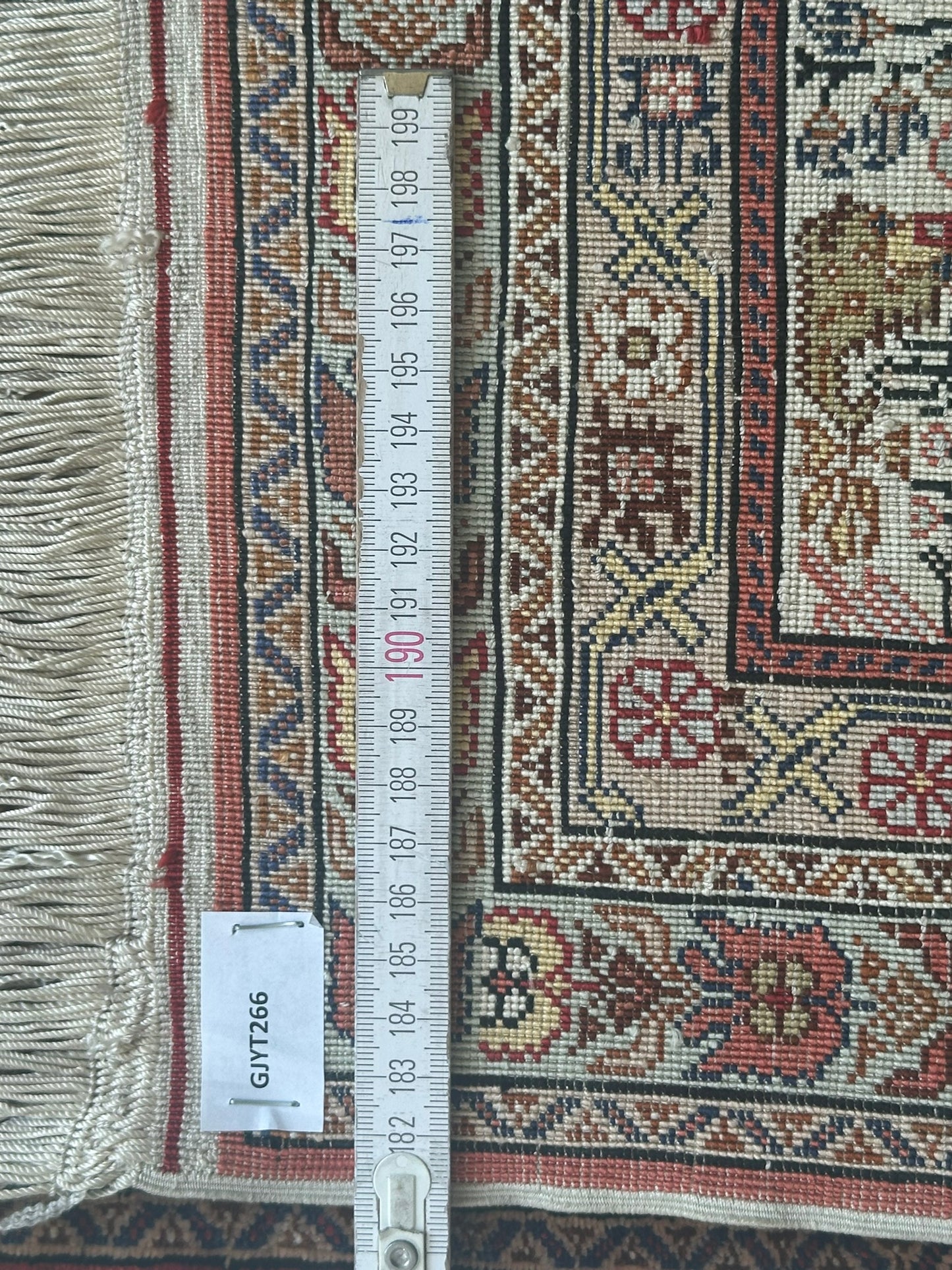 Orientteppich handgeknüpft 142x92 cm Kayseri Seide auf seide