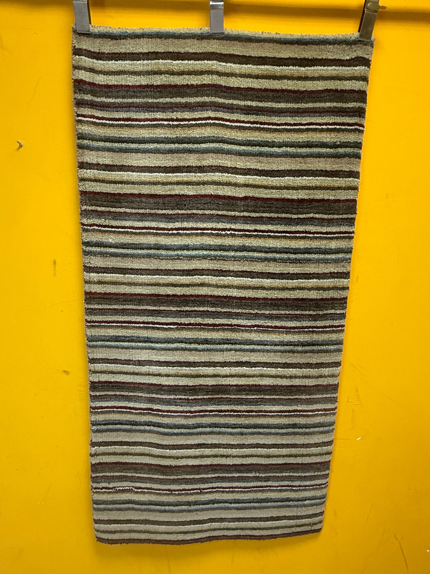 Perser Teppich Gabbeh – Handgeknüpft aus feiner Wolle – 142 x 72 cm