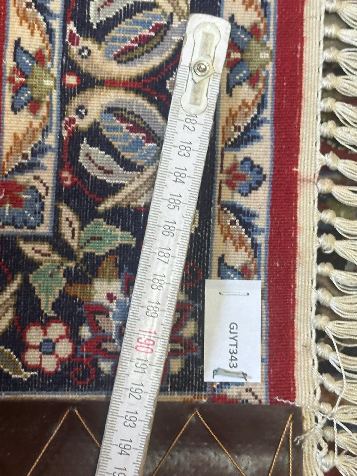 Orientteppich handgeknüpft Isfahan 107x70 cm Korkwolle Seide