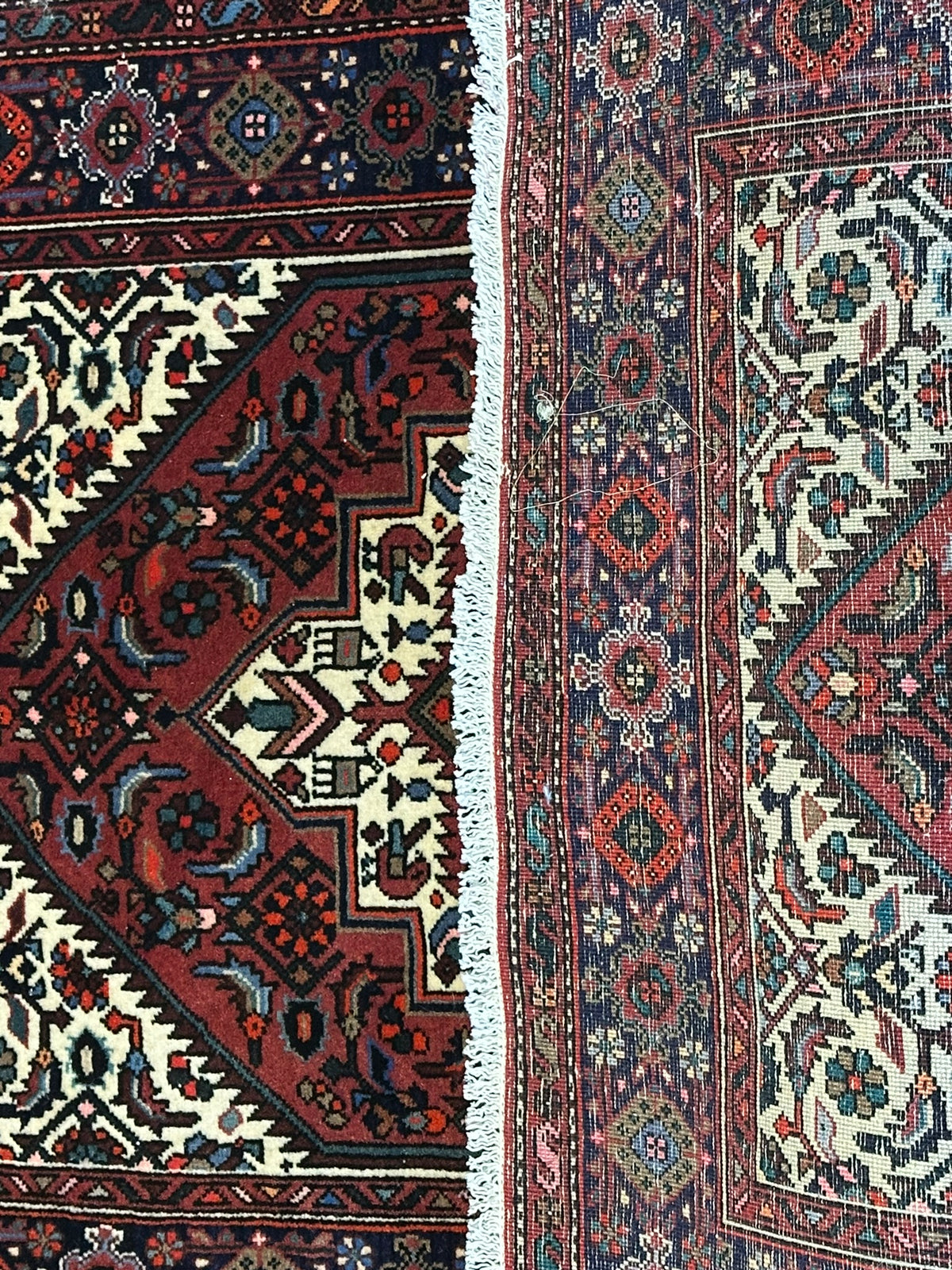 Orientteppich handgeknüpft Bidjar 123x77 cm