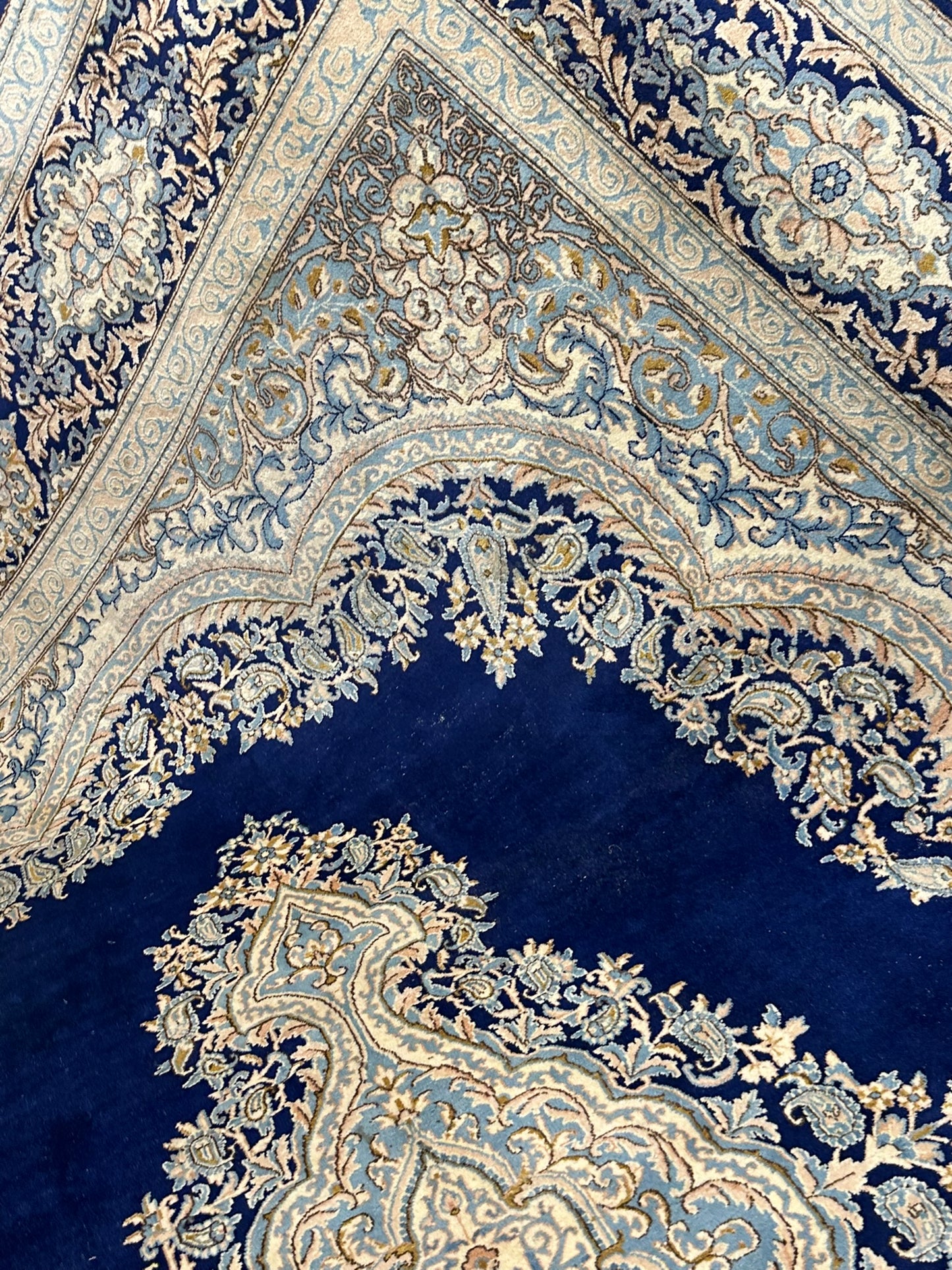 Orientteppich handgeknüpft Kirman Laver Spiegel Medaillon 383x278 cm
