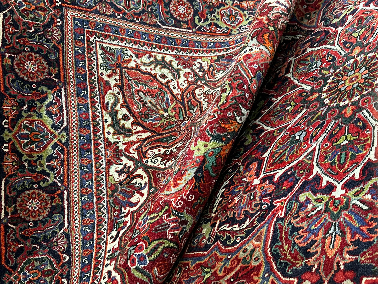 Semi Antik Orientteppich handgeknüpft Heriz Naturfarben 360x240 cm
