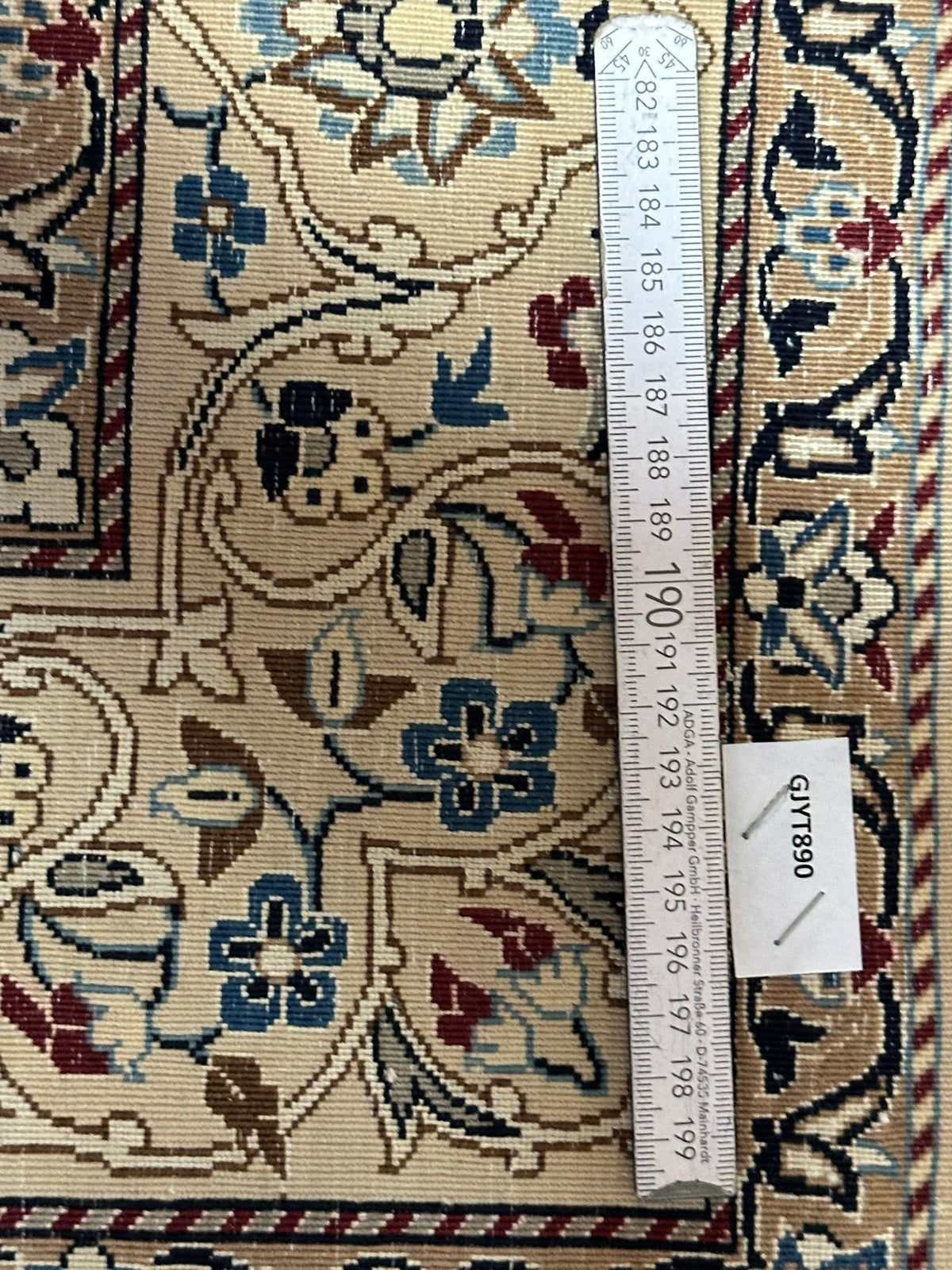 Orientteppich handgeknüpft feiner Nain mit Seide 190x125 cm