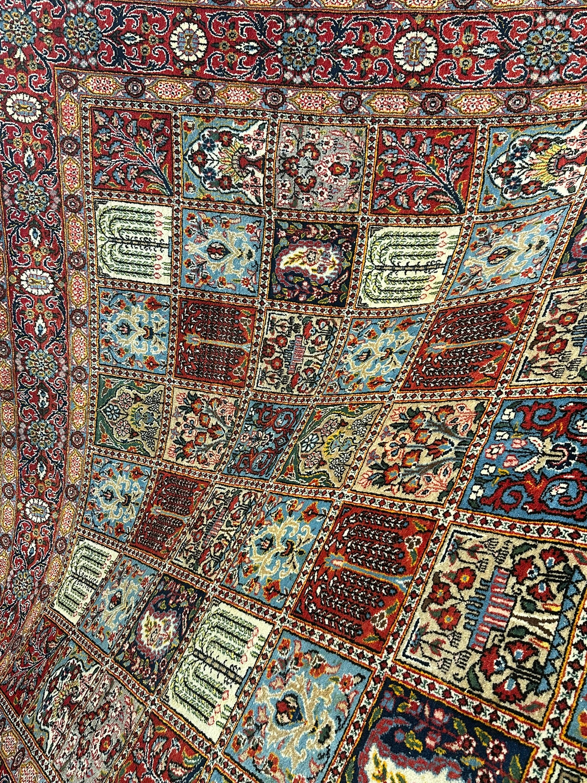 Orientteppich handgeknüpft Felder Ghom Korkwolle 330x240 cm