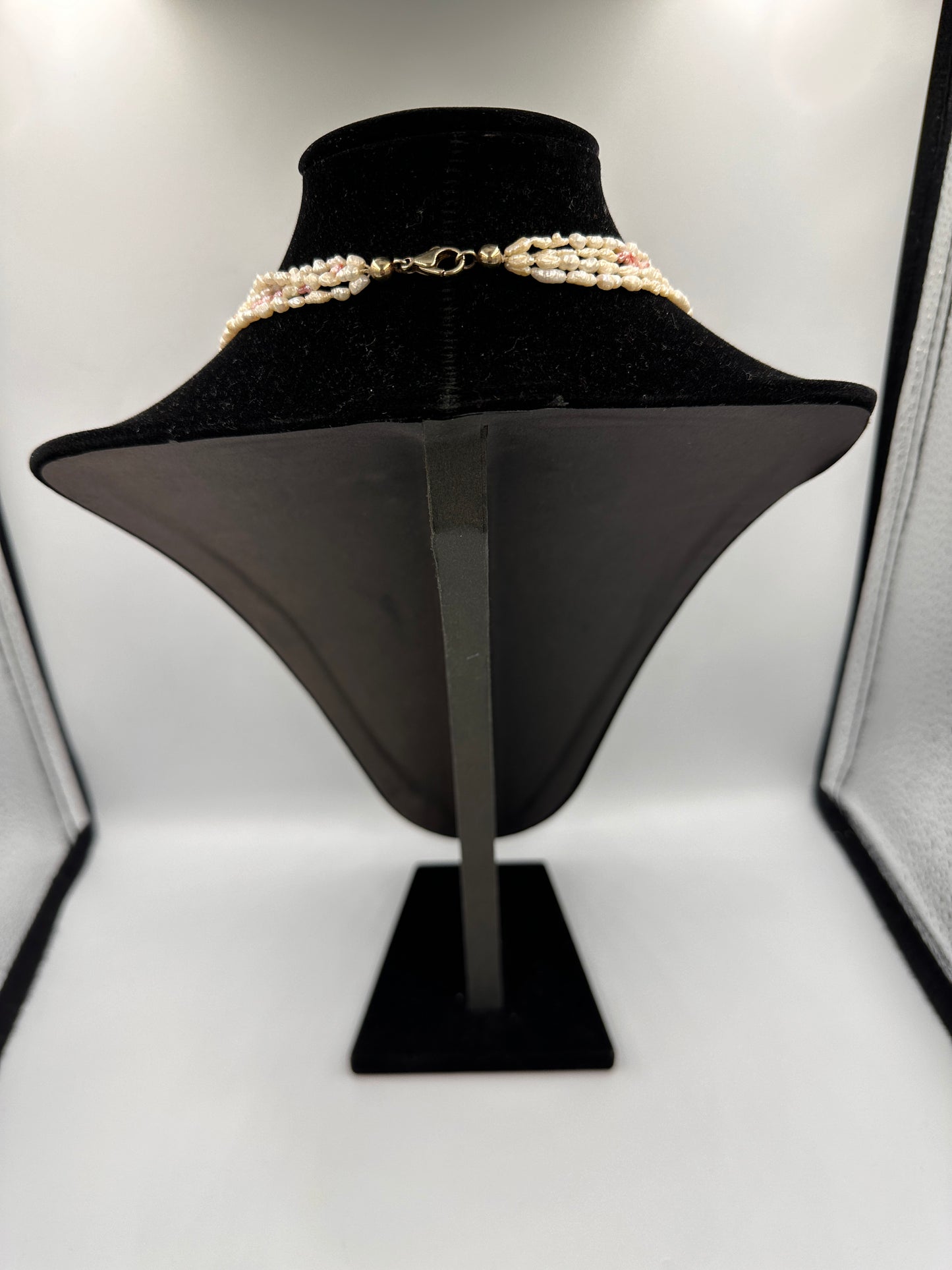 3-Strang Reis Perlenkette mit Goldfarbenem Verschluss