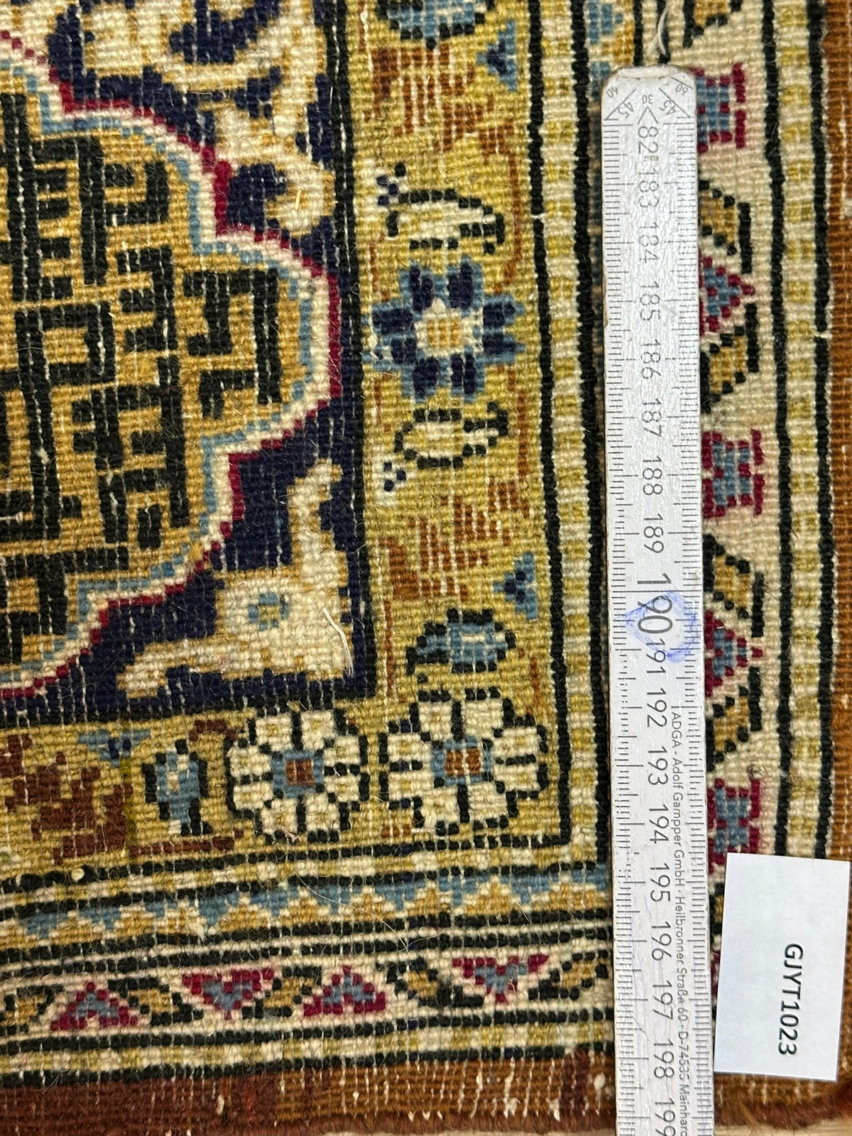 Orientteppich handgeknüpft Ghom mit Seide 223x140 cm