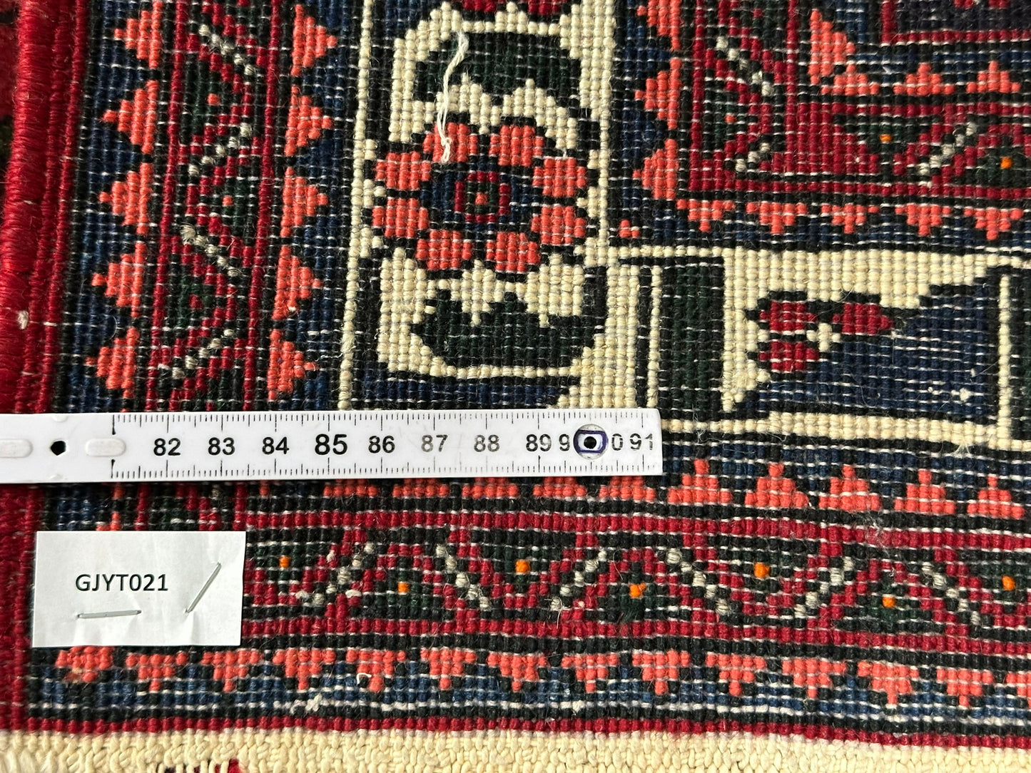 Handgeknüpfter Perser Teppich – Medaillon Design aus Abdeeh