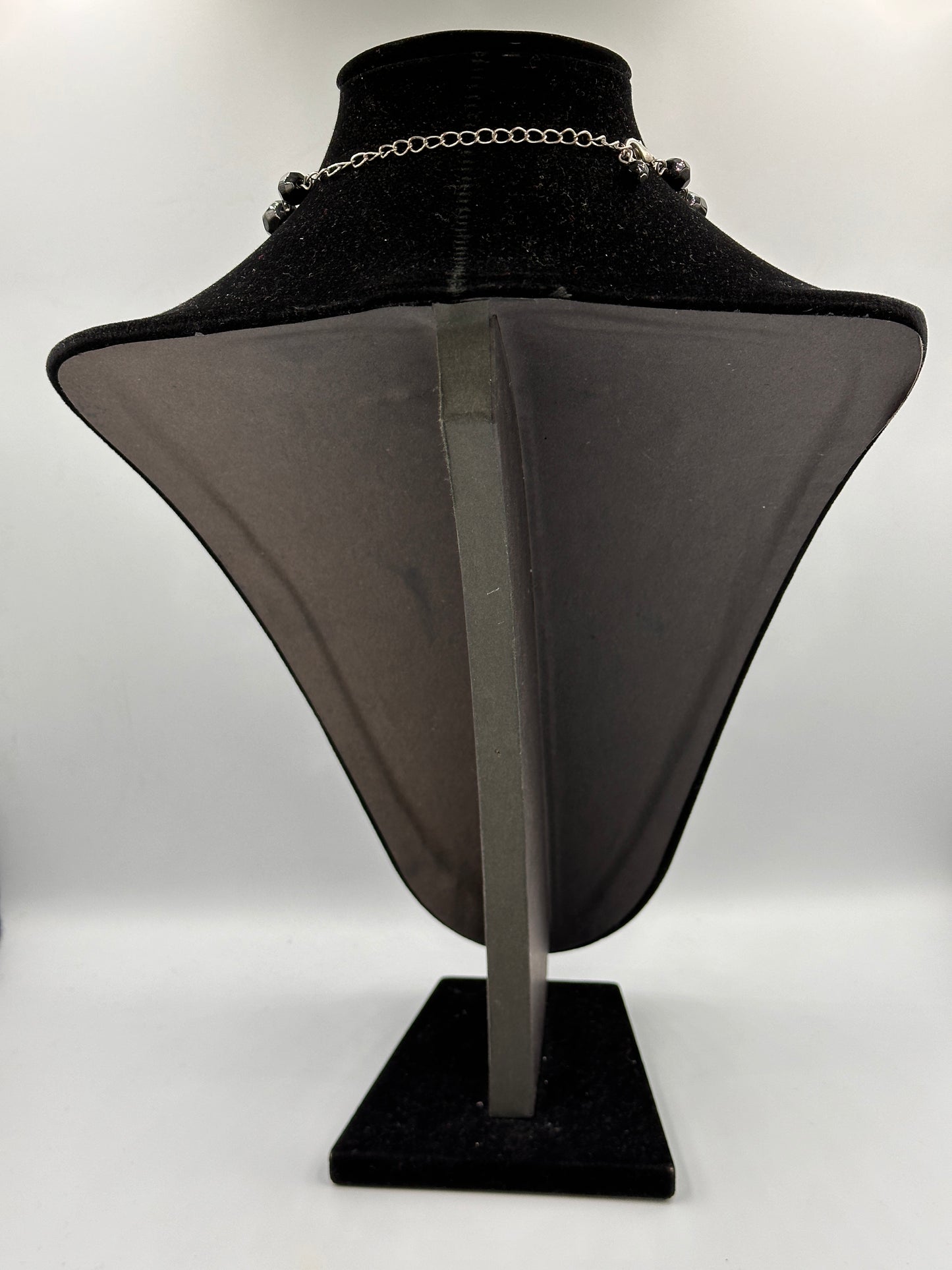 Vintage Halskette mit Schwarzen Perlen und Dame Cameo Anhänger