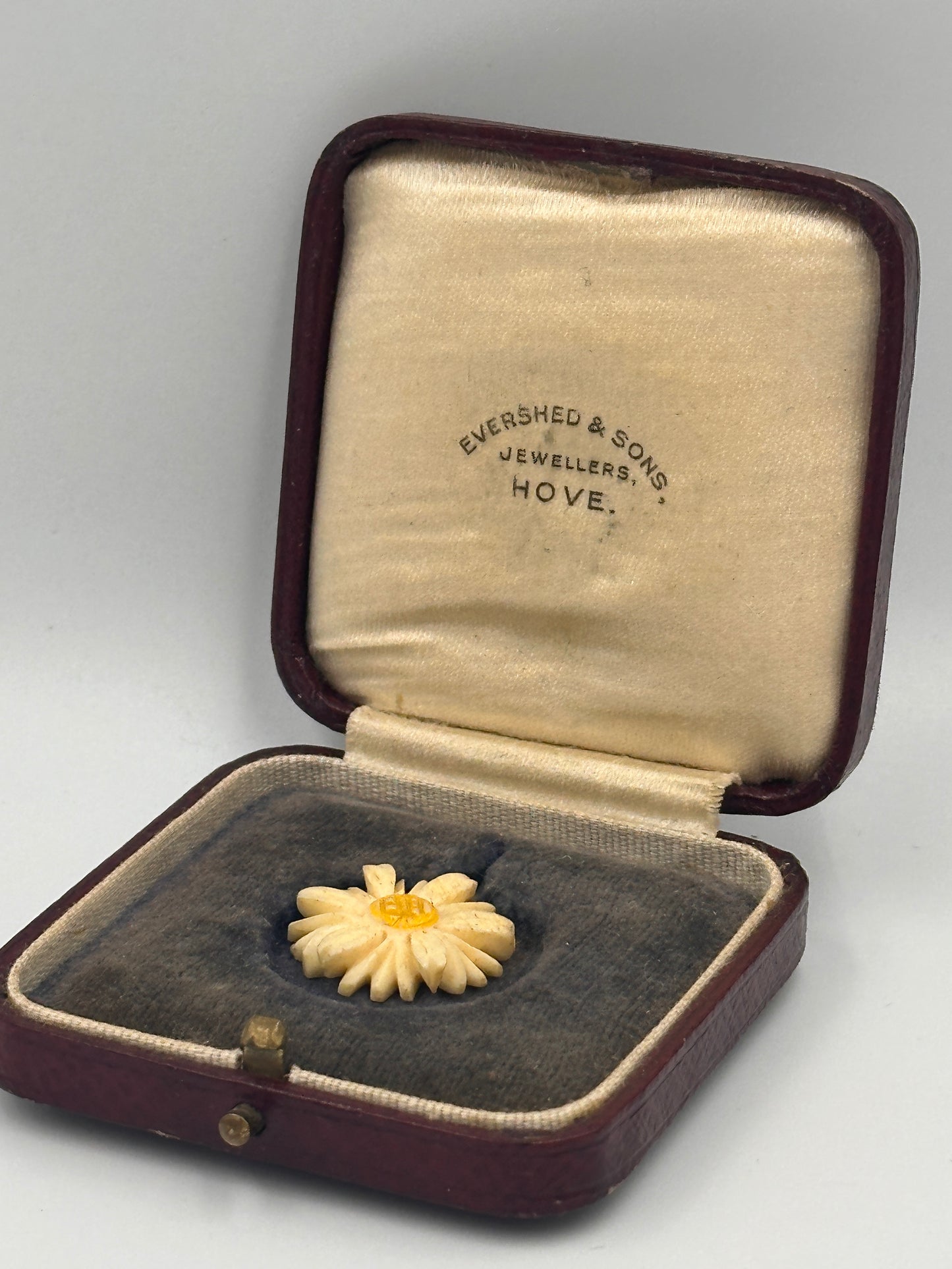 Antiker Emaille Blume Anhänger Handgeschnitzt