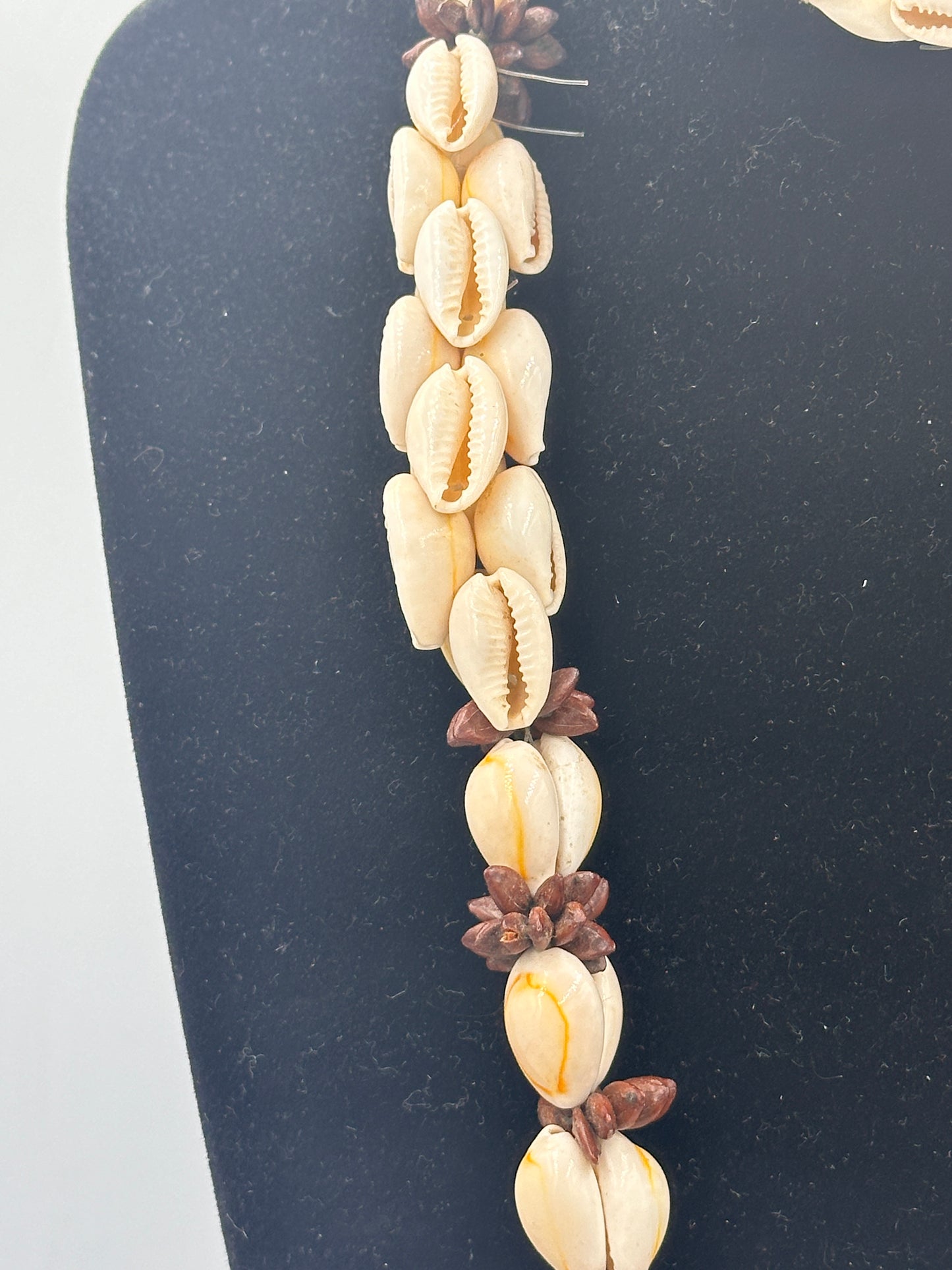 Lange Vintage Muschelkette