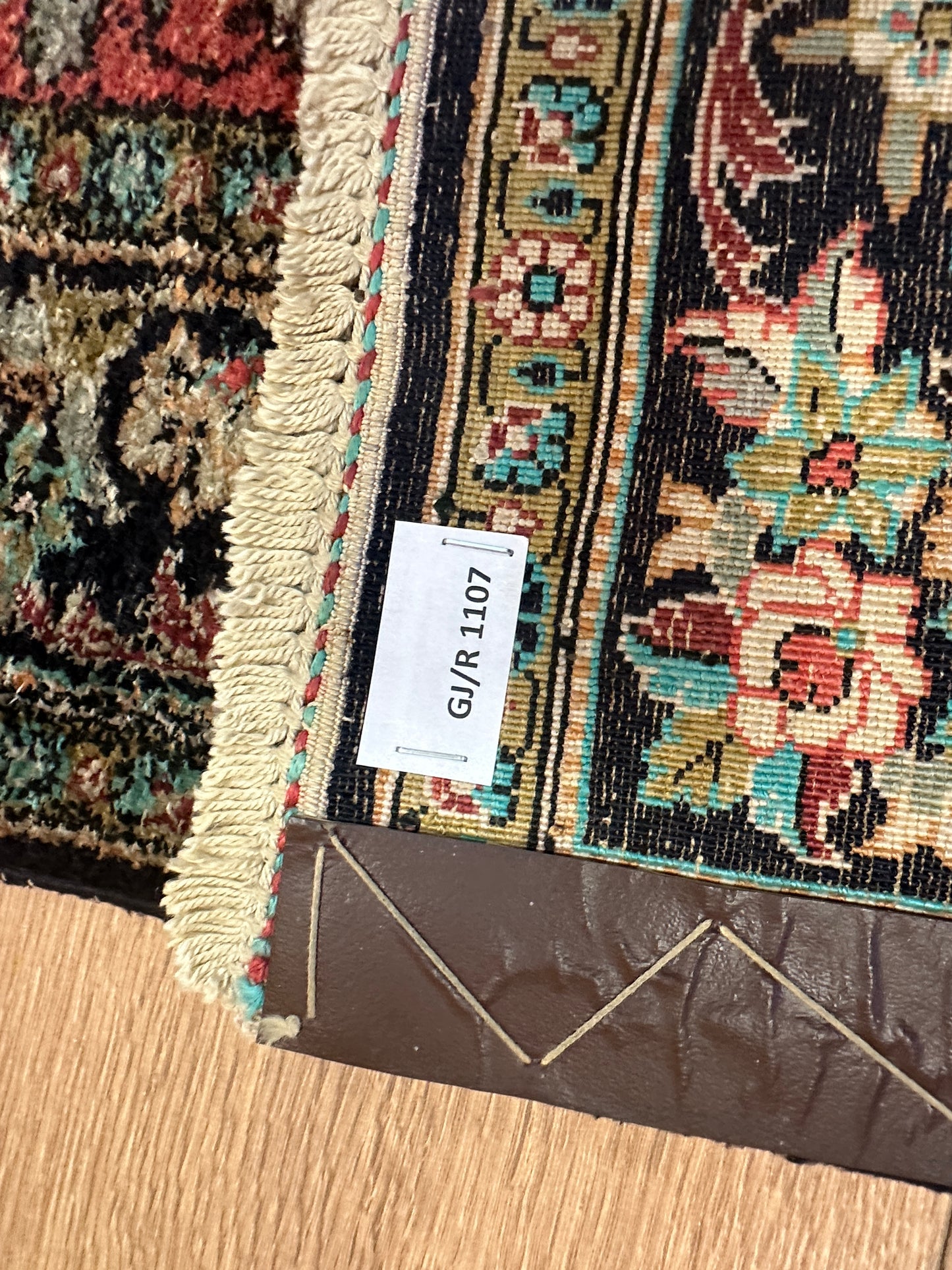 Handgeknüpfter Perser Orientteppich - Ghom Blumen Seidenteppich 130x80 cm