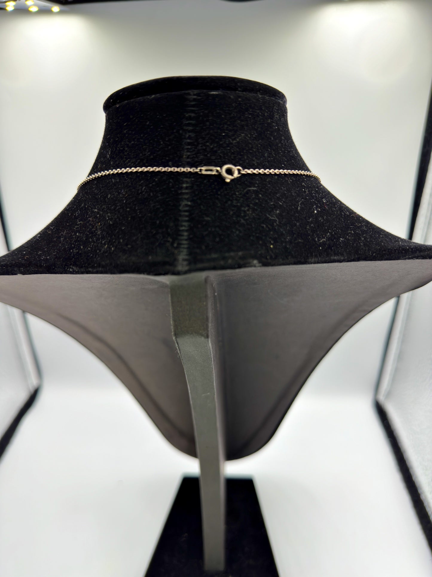 Silberkette 835 mit Jade-Horn-Anhänger