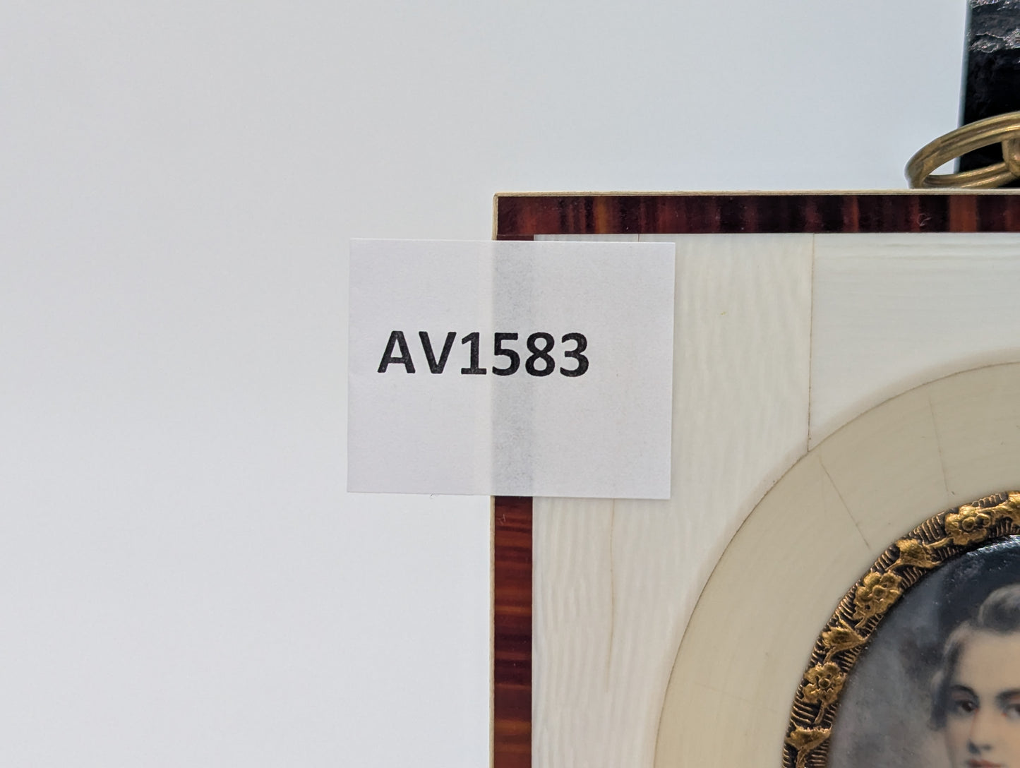 Lupenmalerei Wolfgang Amadeus Mozart feine Porträt Miniatur im Rahmen Bild